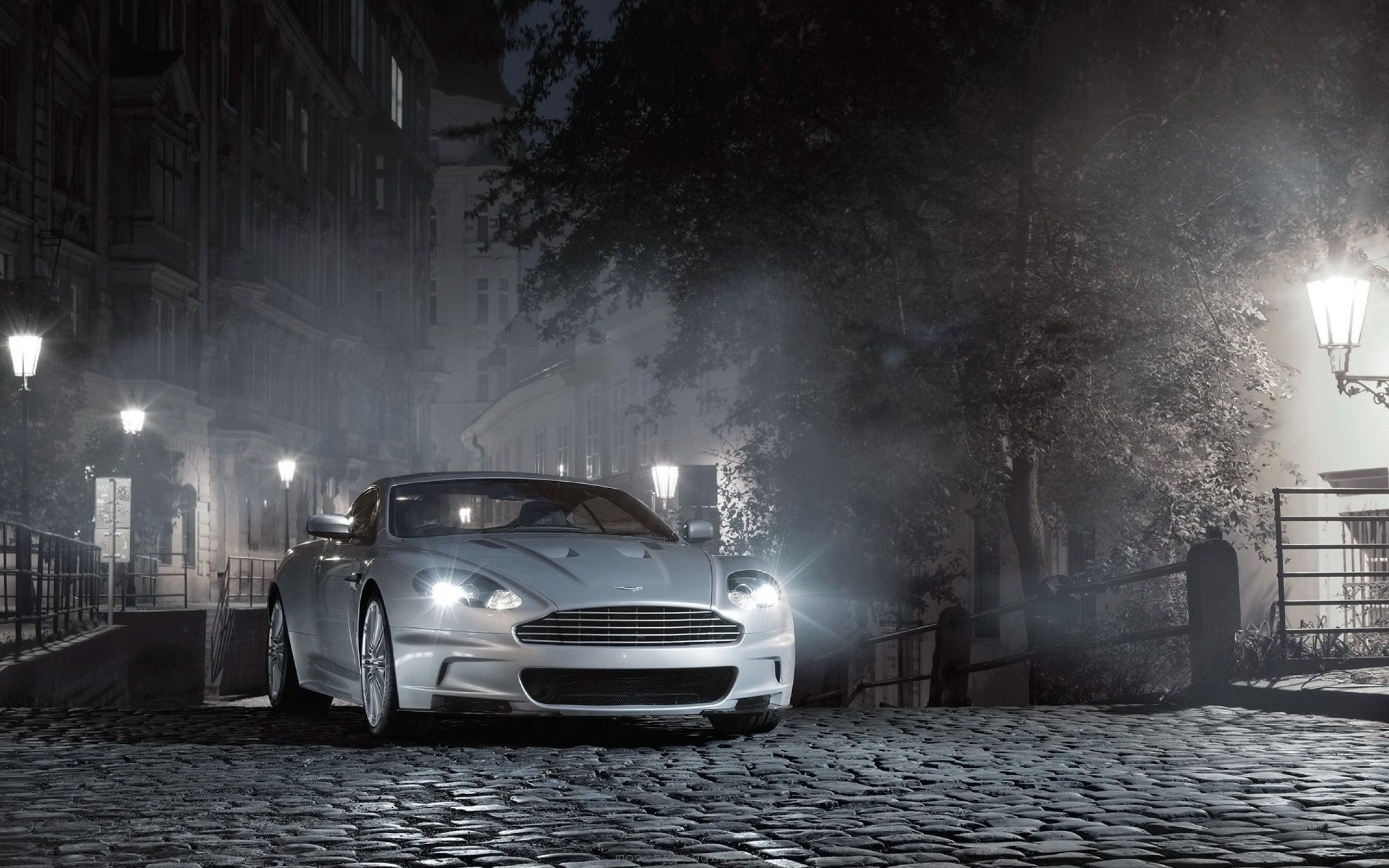 Aston Martin Wallpapers Hd - HD Wallpaper 