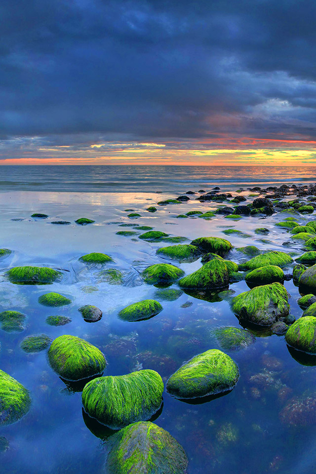 Com Apple Wallpaper Eee-keeeee Iphone4 - Amazing Landscapes In Iceland - HD Wallpaper 