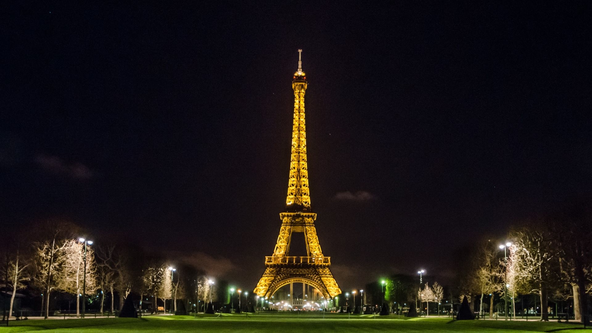 1920x1080, Eiffel Tower At Night Wallpaper Hd 
 Data - Eiffel Tower Night Hd - HD Wallpaper 