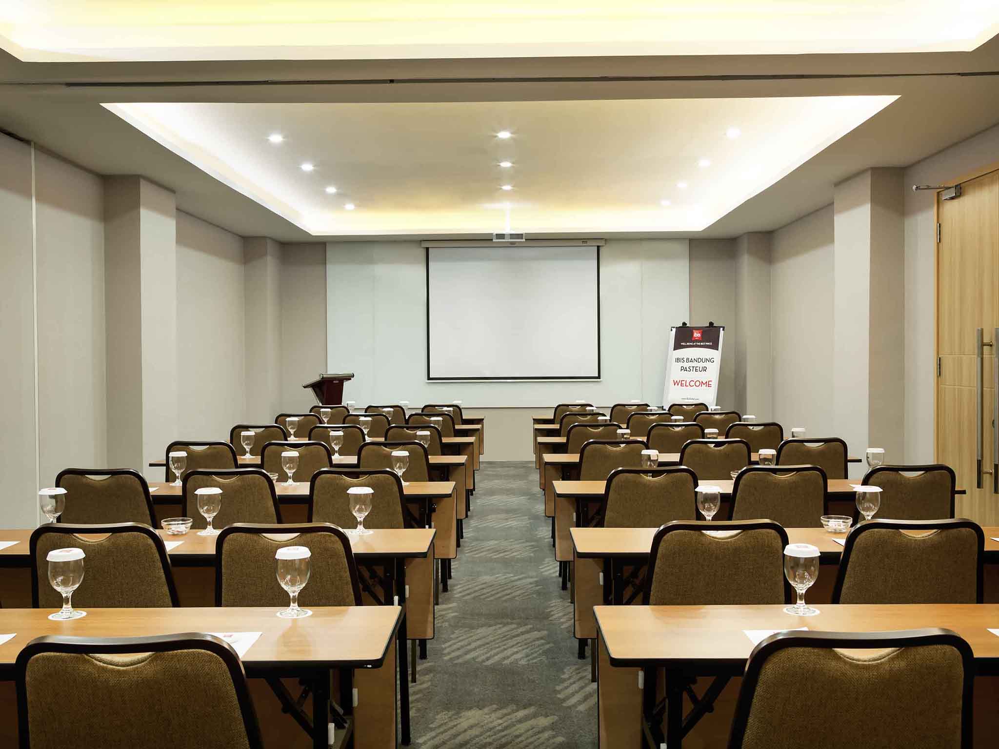 Ibis Bandung Pasteur - HD Wallpaper 