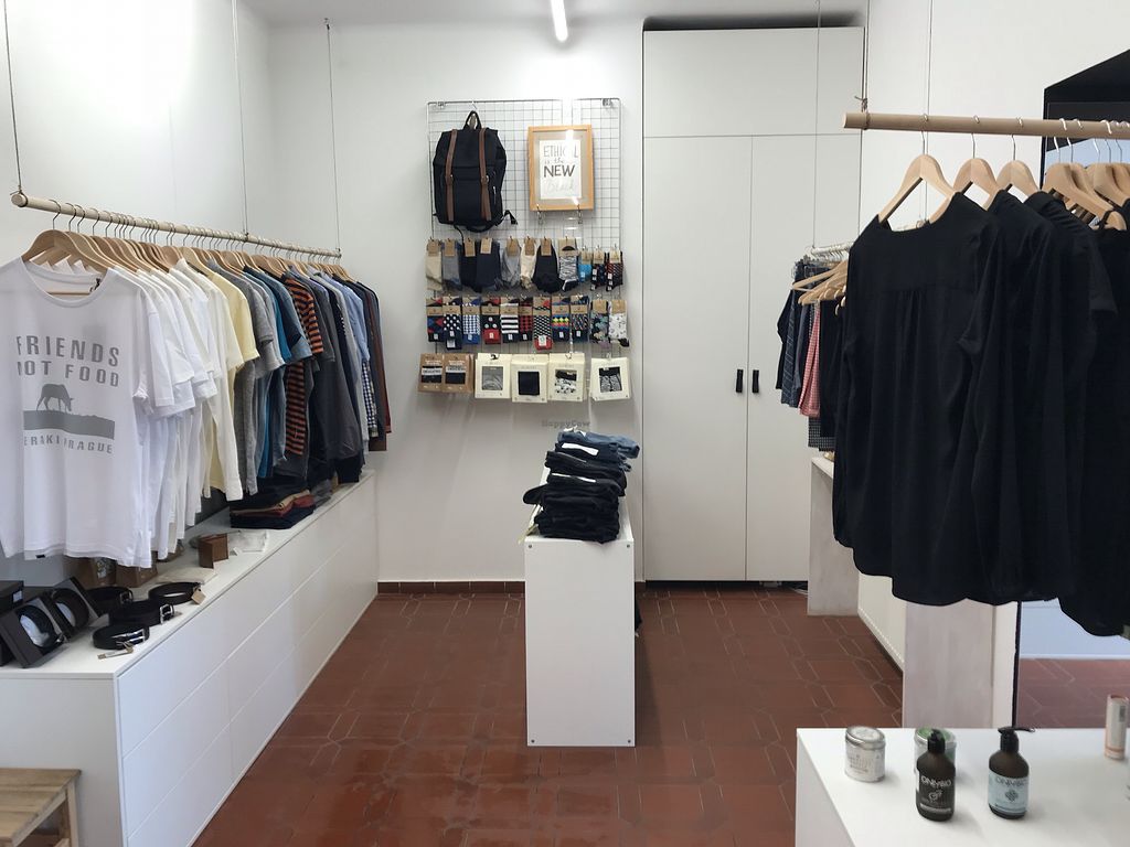 Boutique - HD Wallpaper 