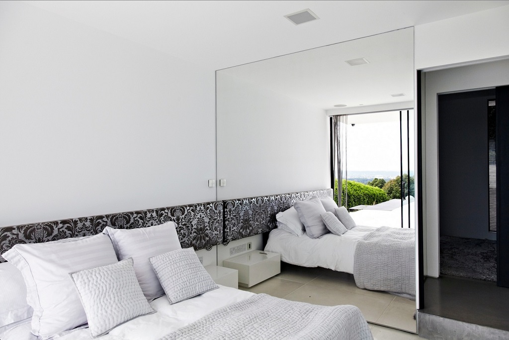 Full Length Wall Mirror For Bedrooms - HD Wallpaper 