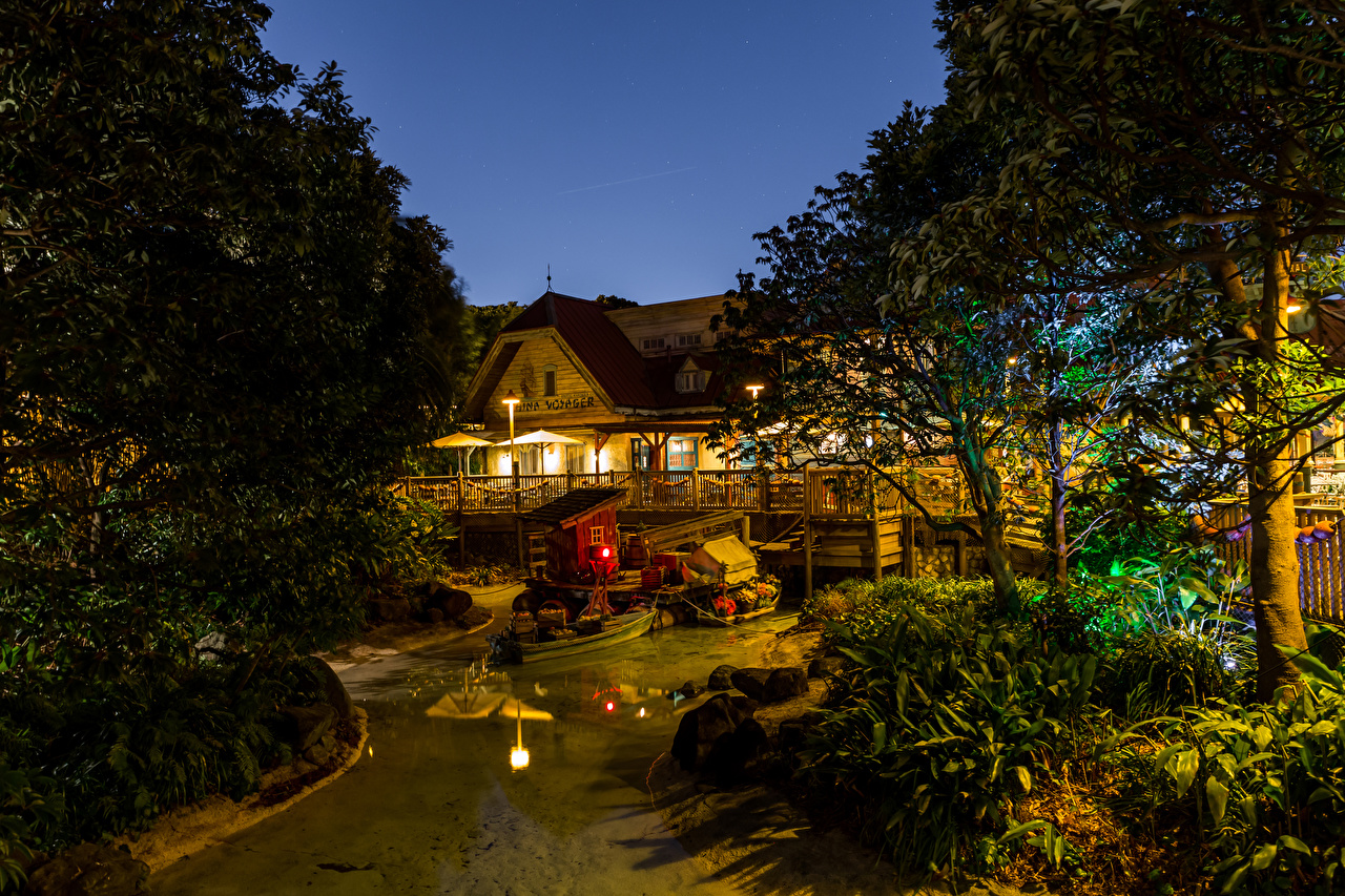 Disneyland Park - HD Wallpaper 