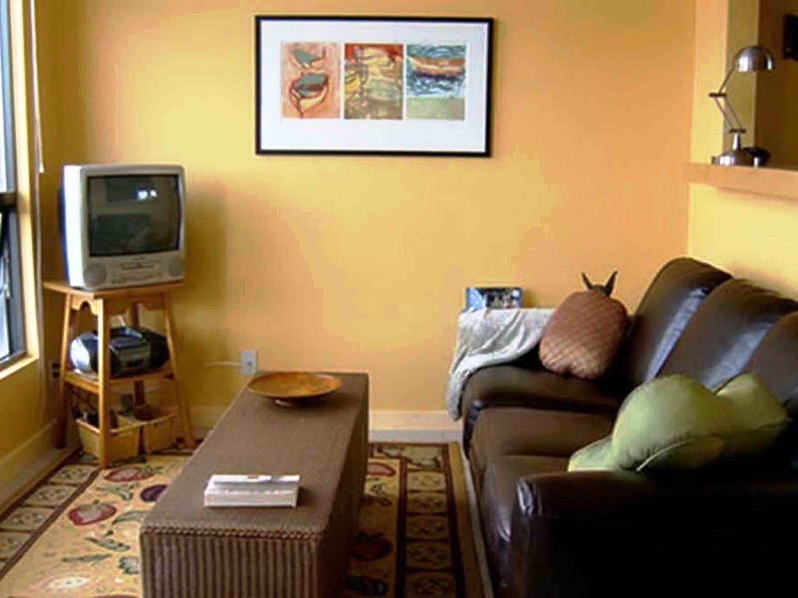 Cream Color Paint Of Rooms - HD Wallpaper 