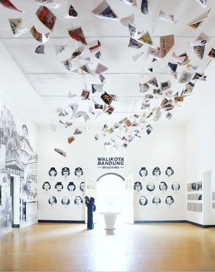 10 Destinasi Seru Dan Kekinian Di Lembang, Dijamin - Interior Design - HD Wallpaper 