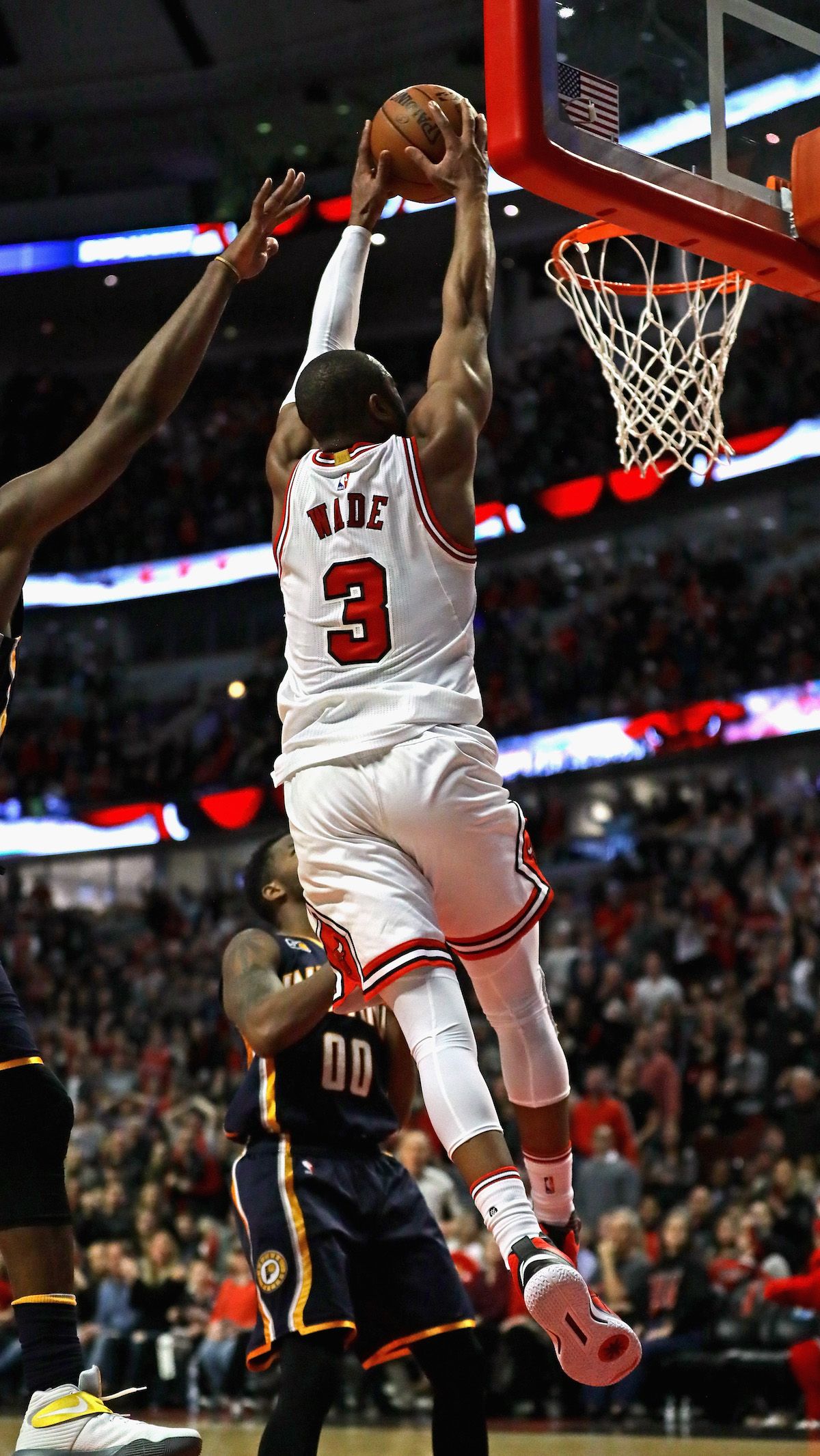 Dwyane Wade Bulls Dunks - HD Wallpaper 