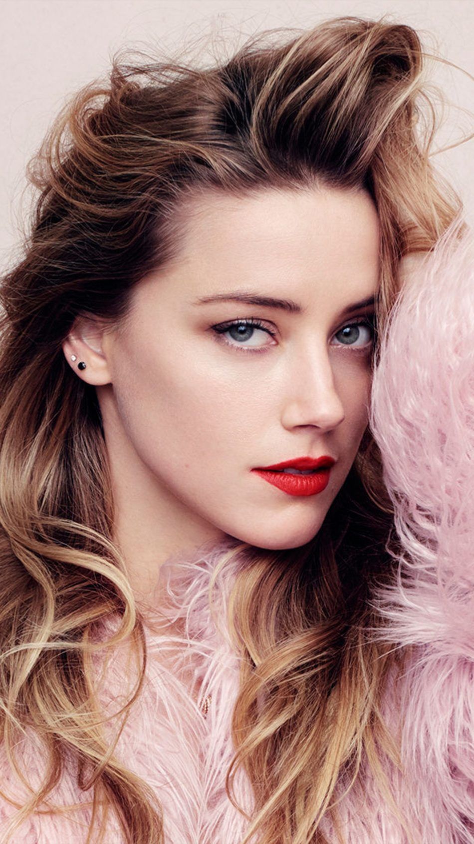 Amber Heard Wallpaper Hd Mobile - HD Wallpaper 