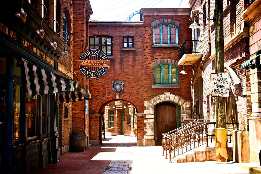 Singapore, Universal Studios Singapore, Architecture, - Universal Studio Singapore Alley - HD Wallpaper 