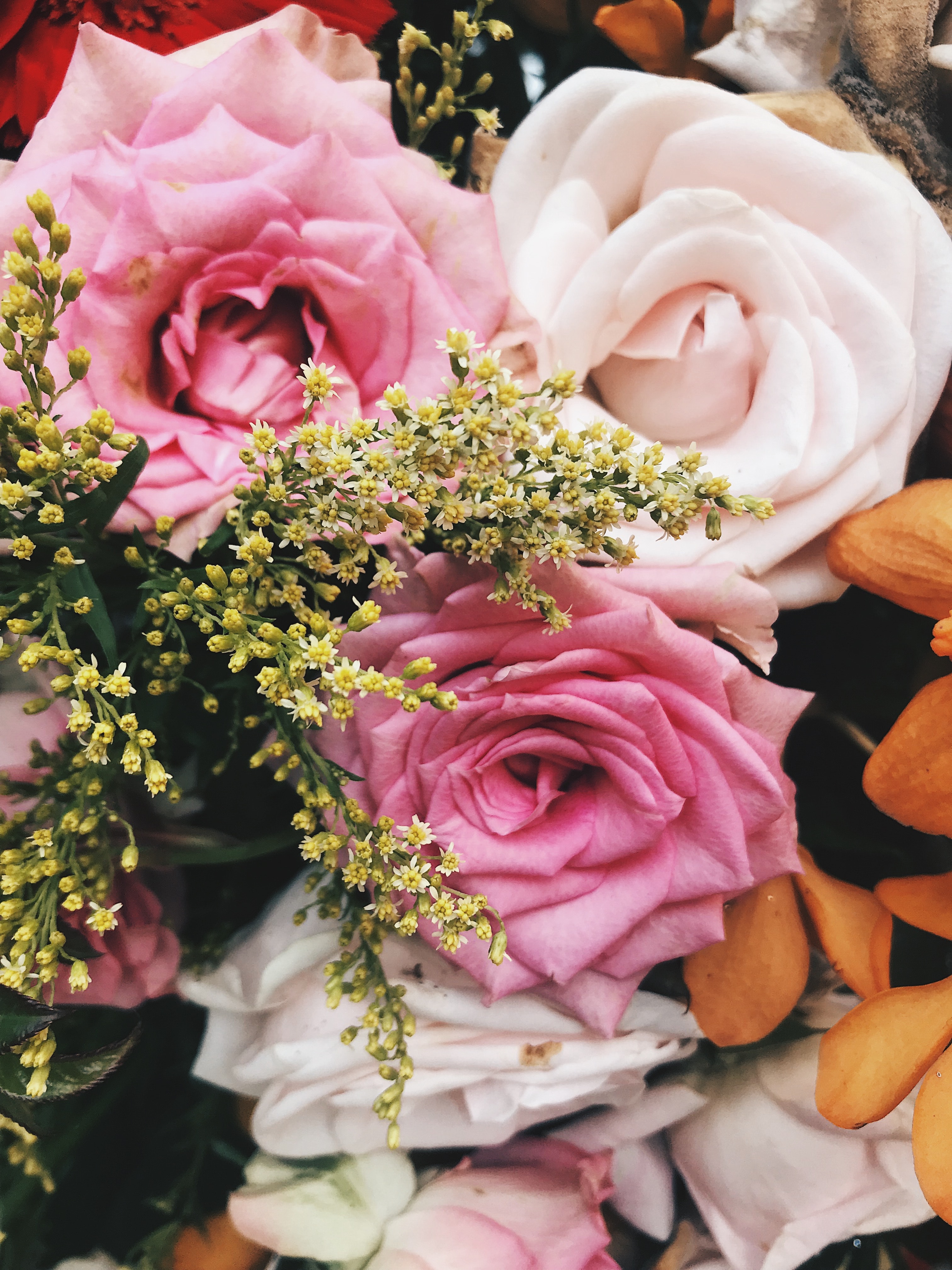 Rangkaian Bunga Untuk - HD Wallpaper 