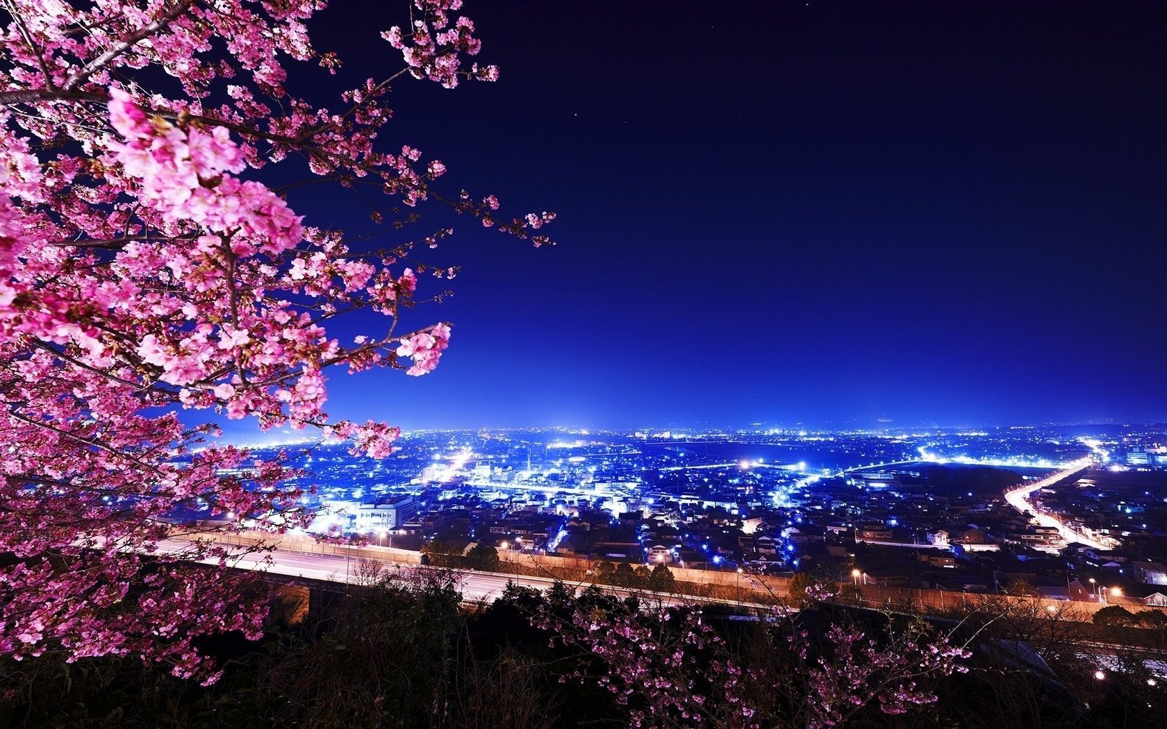 Beautiful City Night Views - HD Wallpaper 