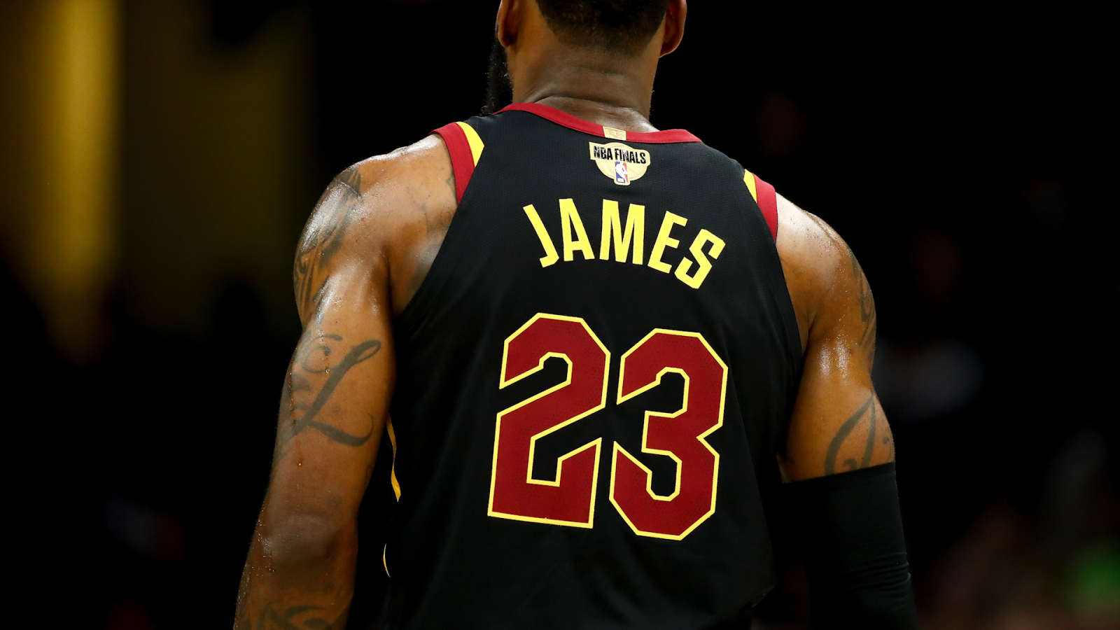 Lebron James Back Of Jersey - HD Wallpaper 