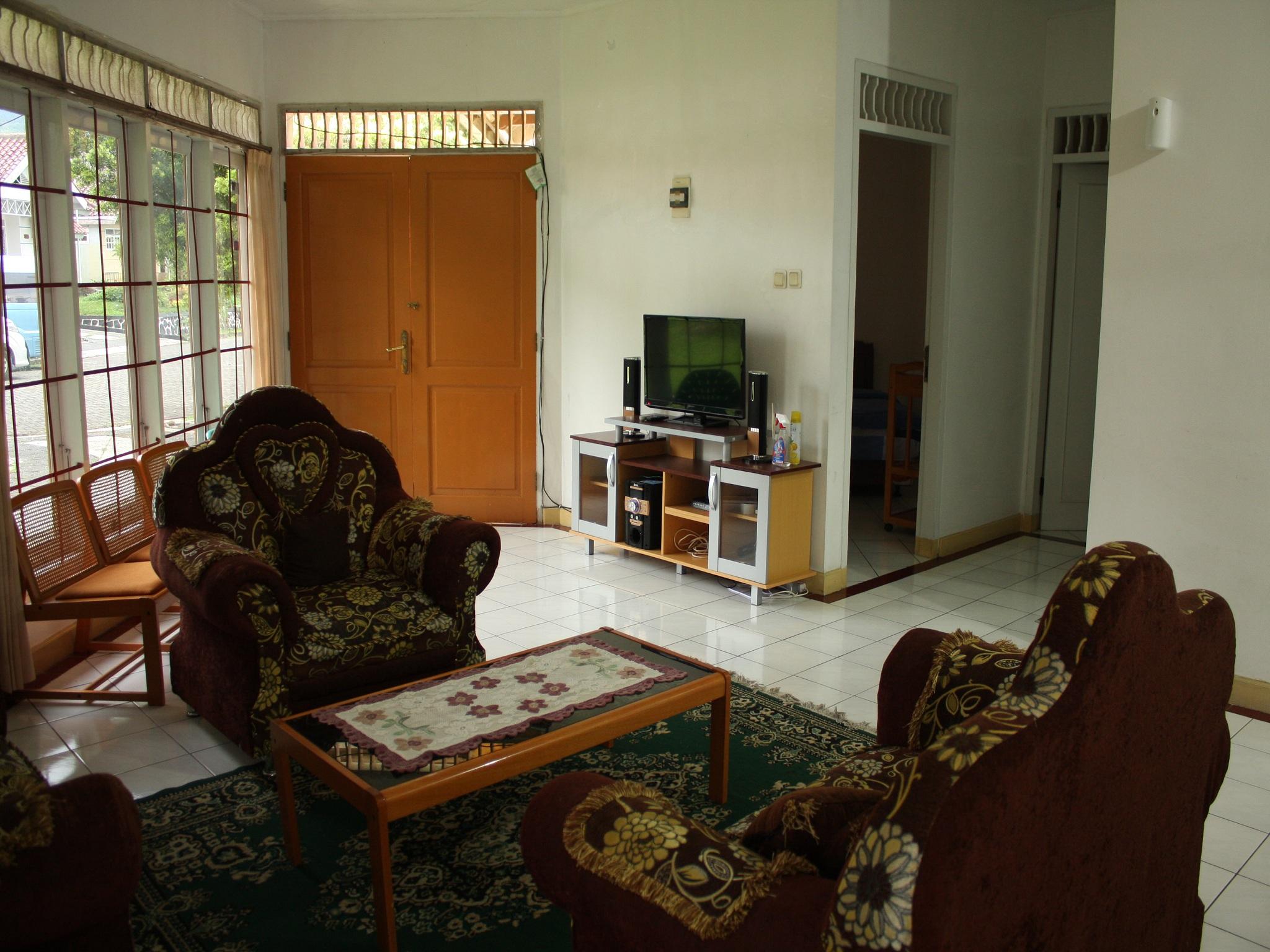 Living Room - HD Wallpaper 