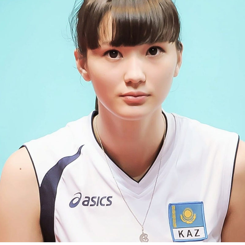 Sabina Altynbekova - HD Wallpaper 