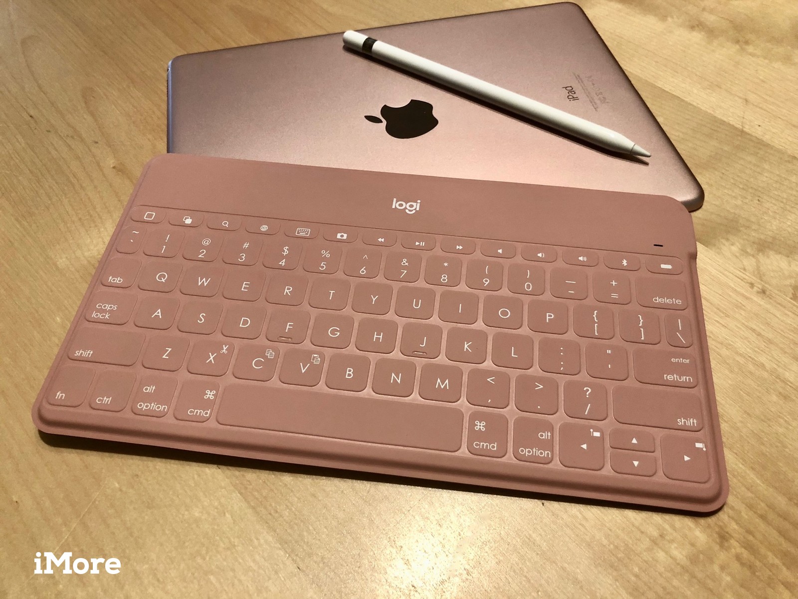 Logitech Keys To Go - Logitech Keys To Go Blush - HD Wallpaper 