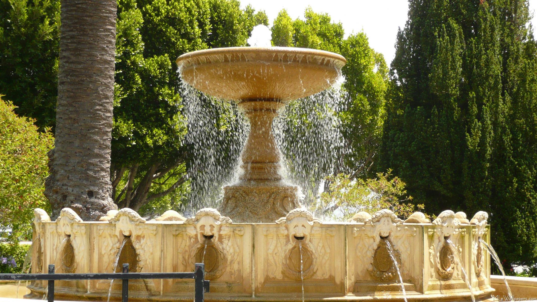 Sausalito Fountain - HD Wallpaper 