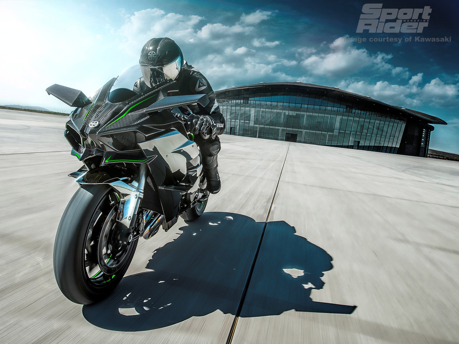 2015 Kawasaki Ninja H2r - Kawasaki Ninja H2r Driving - HD Wallpaper 