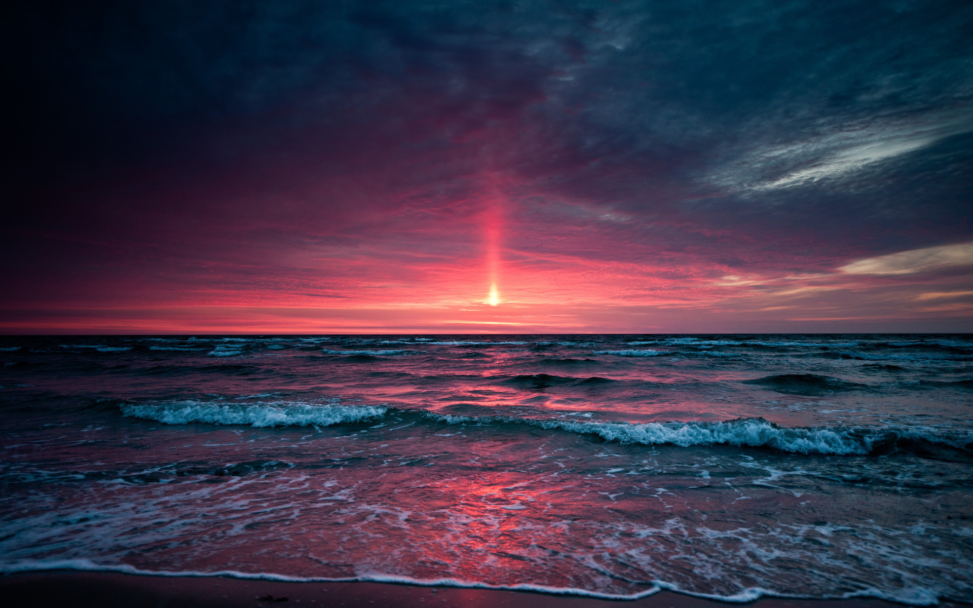 Sunset Beach Wallpaper Desktop Background 
 Data-src - Amazing Pictures Of The Ocean - HD Wallpaper 