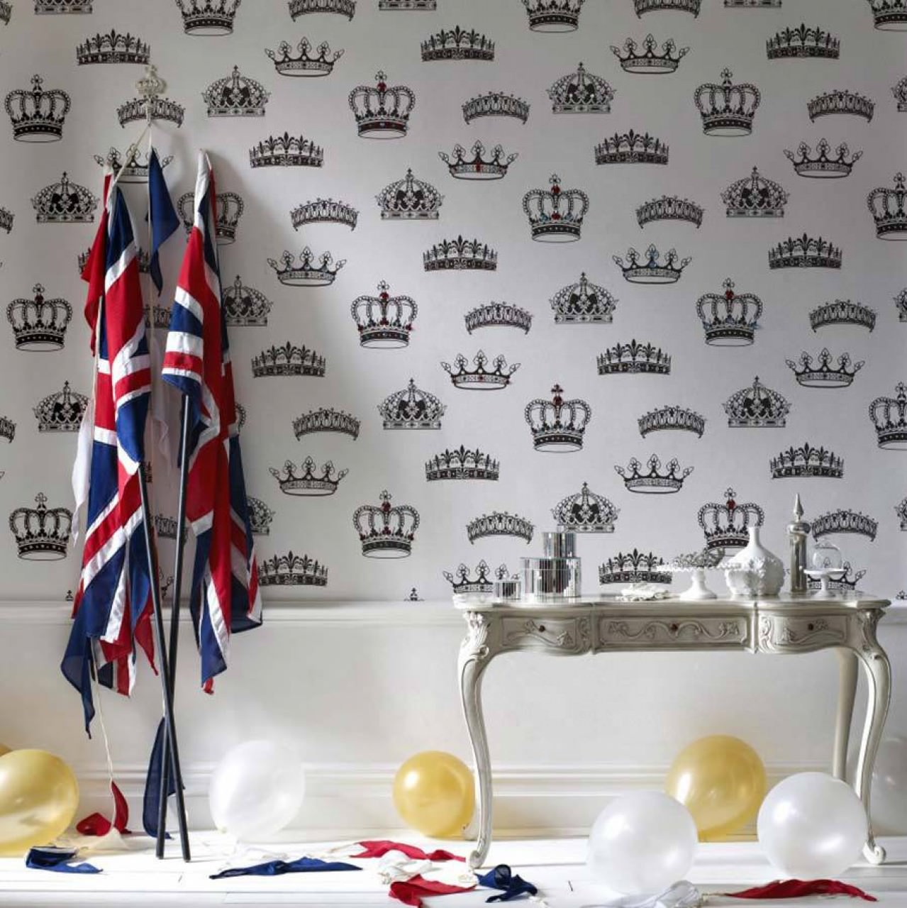 Crowns Black And White - HD Wallpaper 