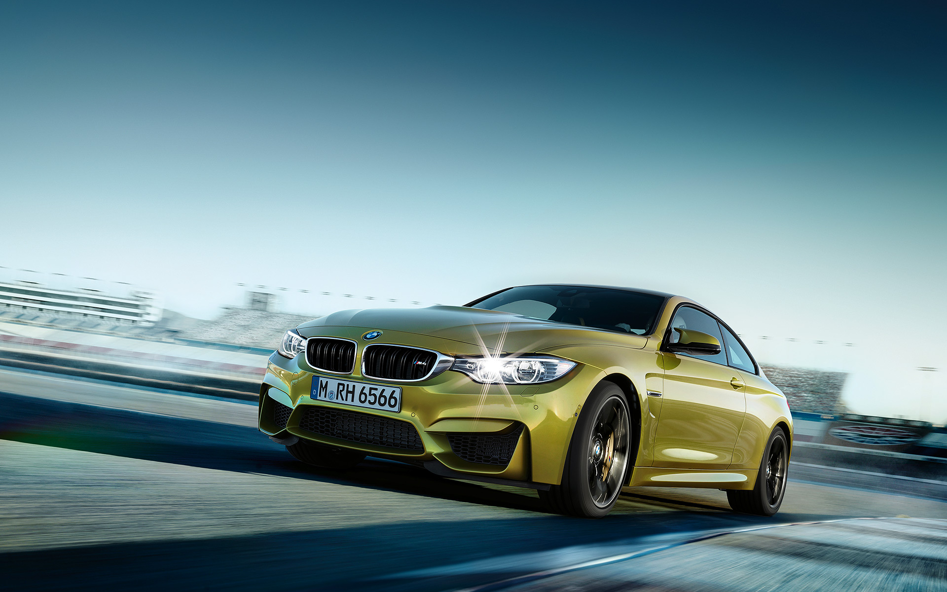 Bmw M4 Coupe - HD Wallpaper 
