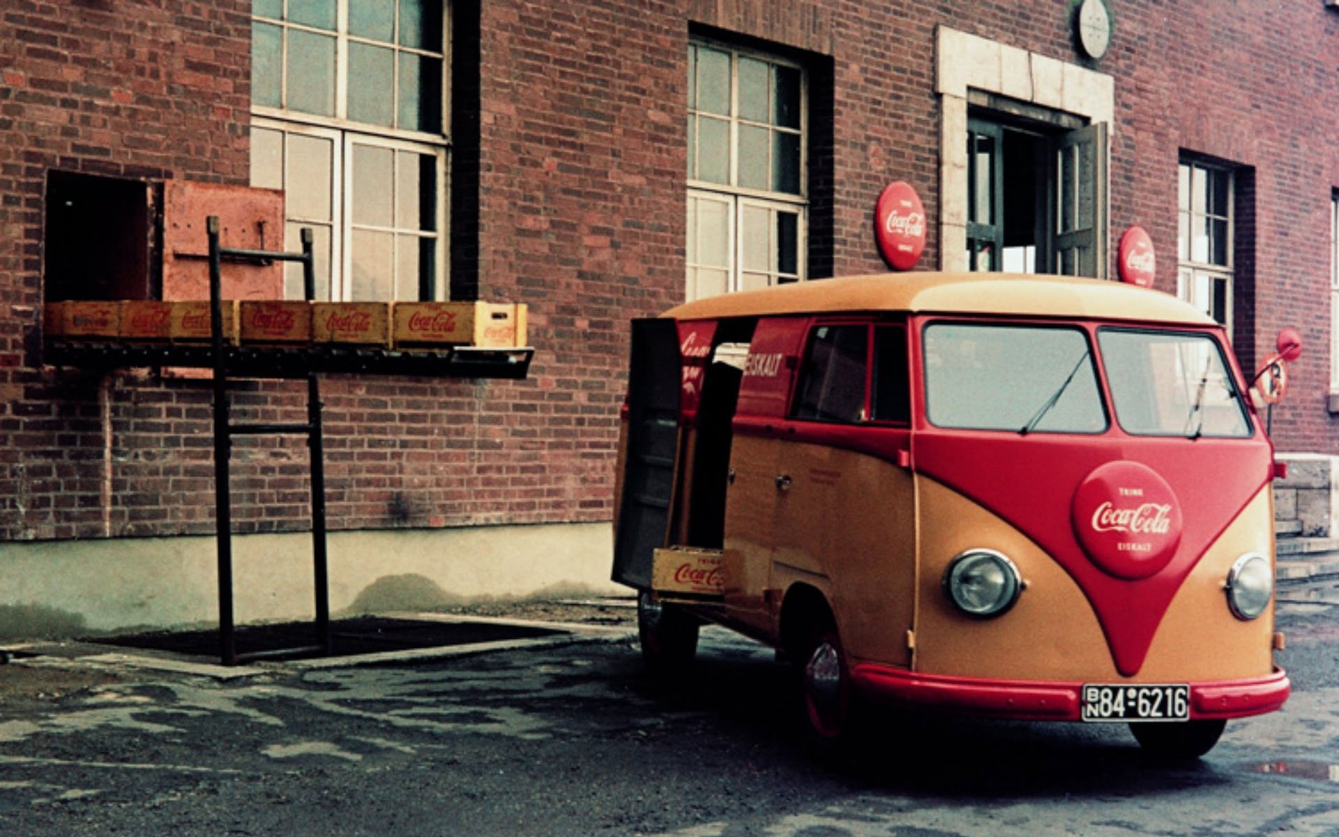 Coca Cola Vintage Van - HD Wallpaper 
