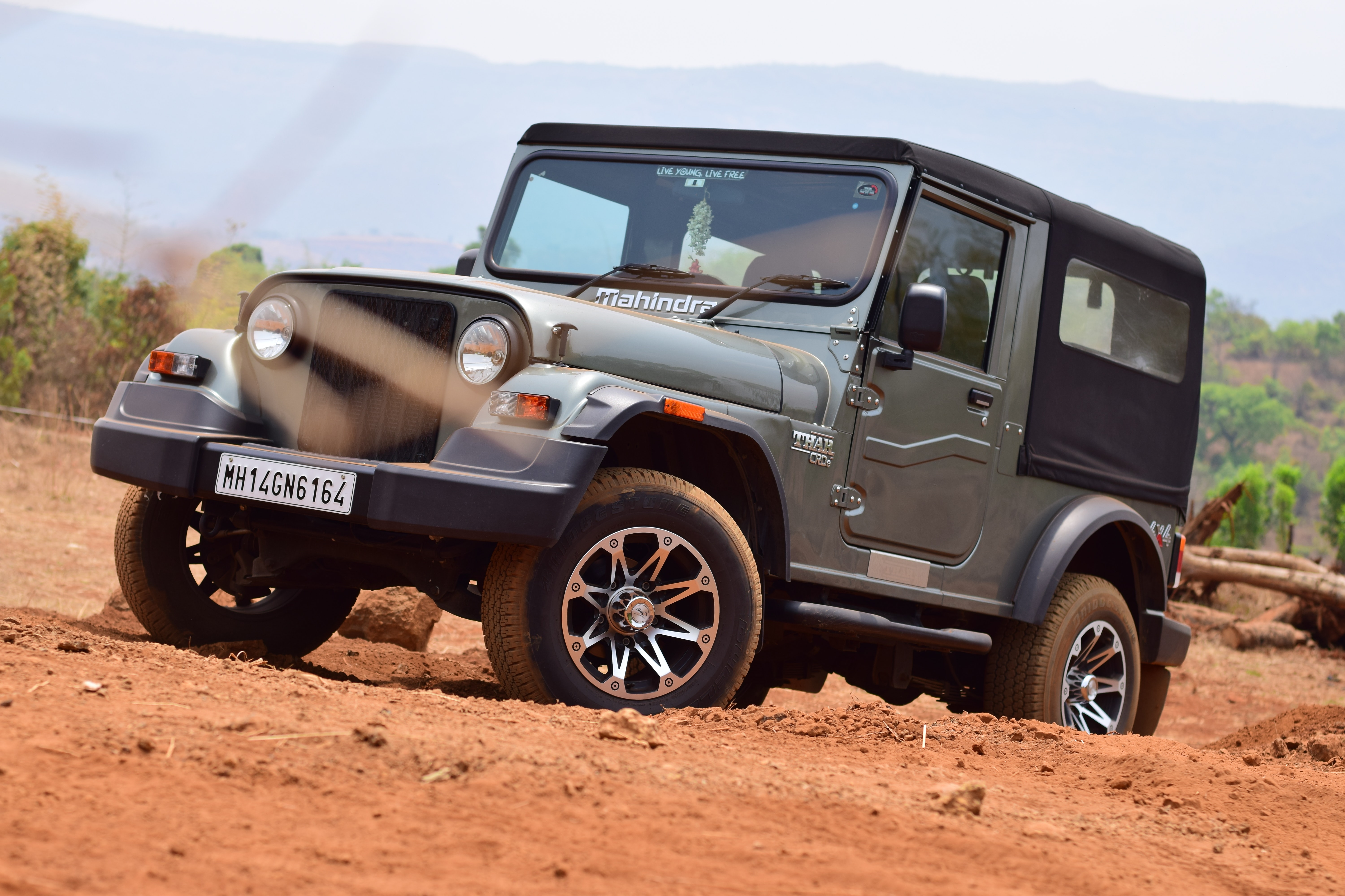 Mahindra Thar Hd Wallpaper - HD Wallpaper 