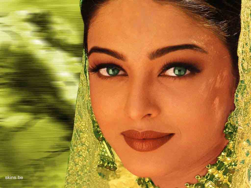 Aishwarya Rai With Muslim Dresses - HD Wallpaper 