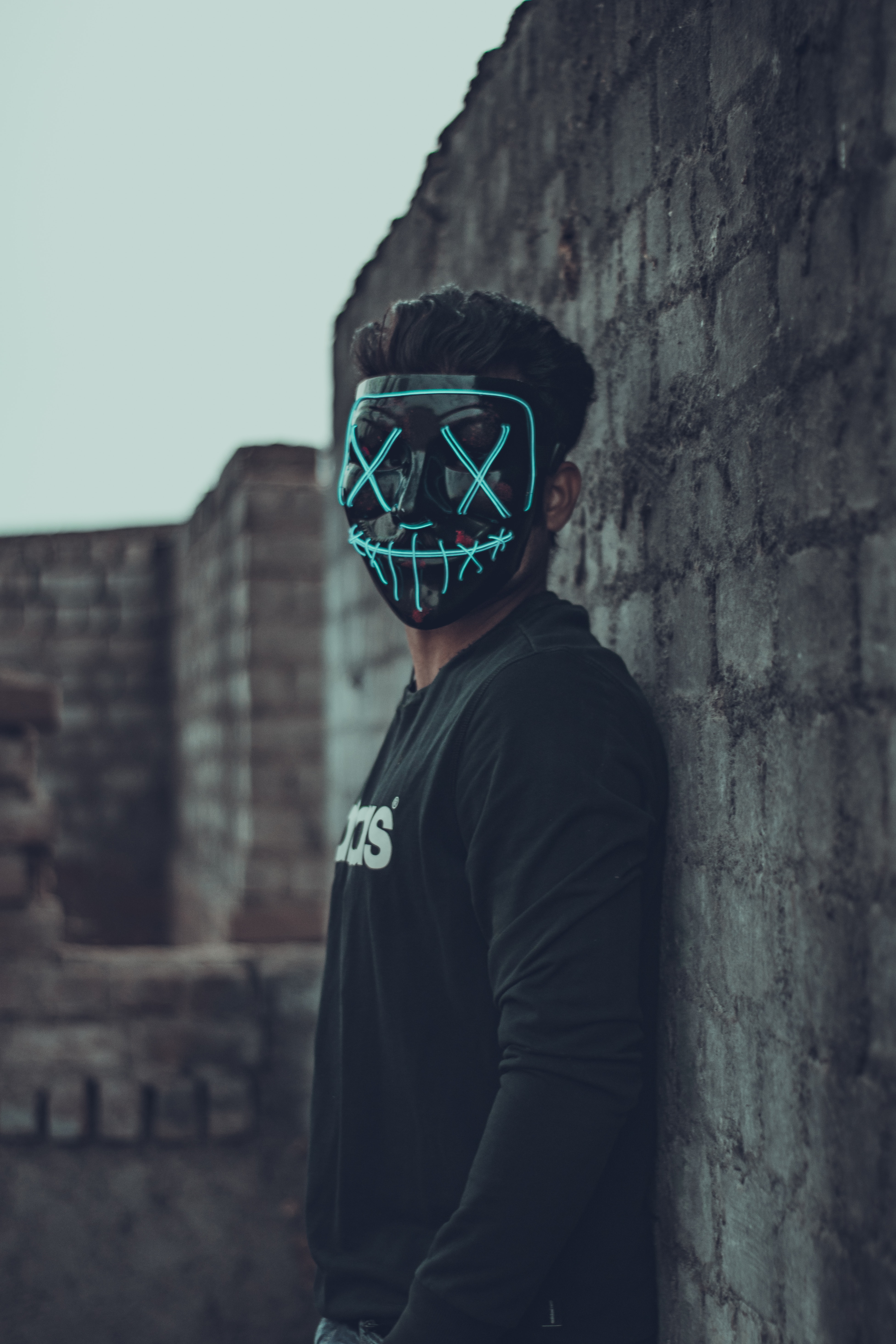 Guy Wearing Mask - HD Wallpaper 