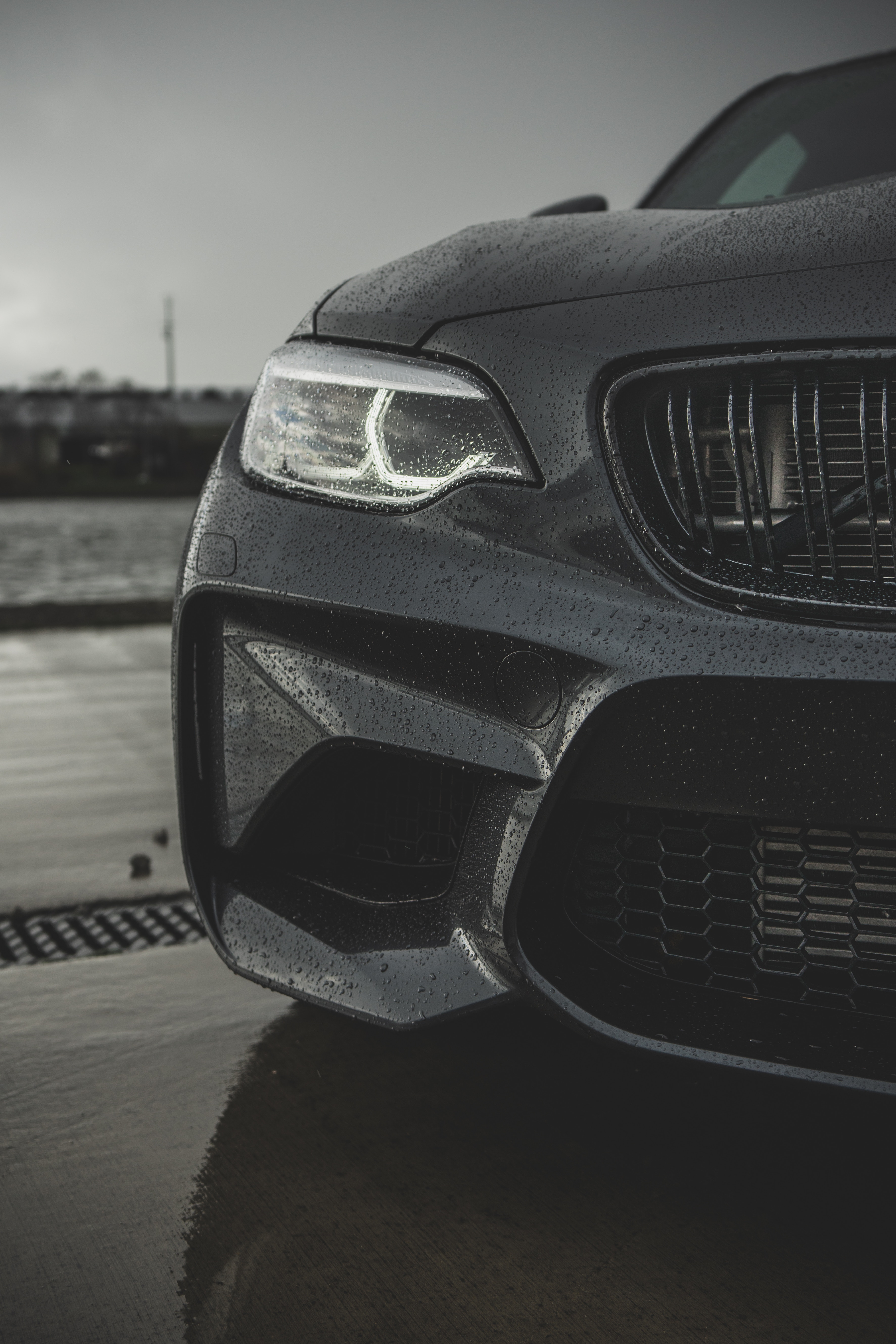 Wallpaper Bmw M2, Bmw, Rain, Drops, Headlight - Iphone Se Wallpaper Bmw M2 - HD Wallpaper 