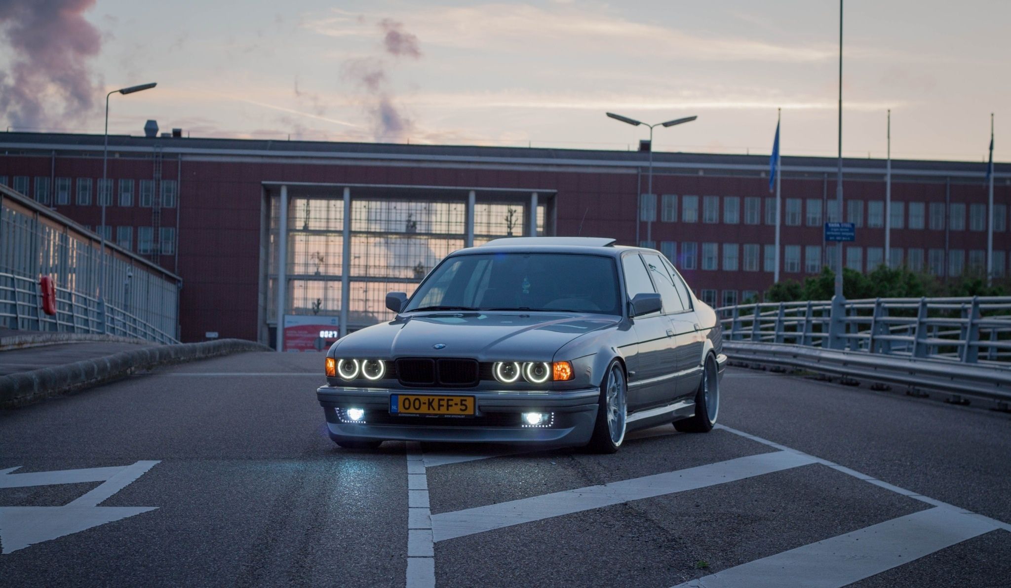 Bmw E32 - HD Wallpaper 