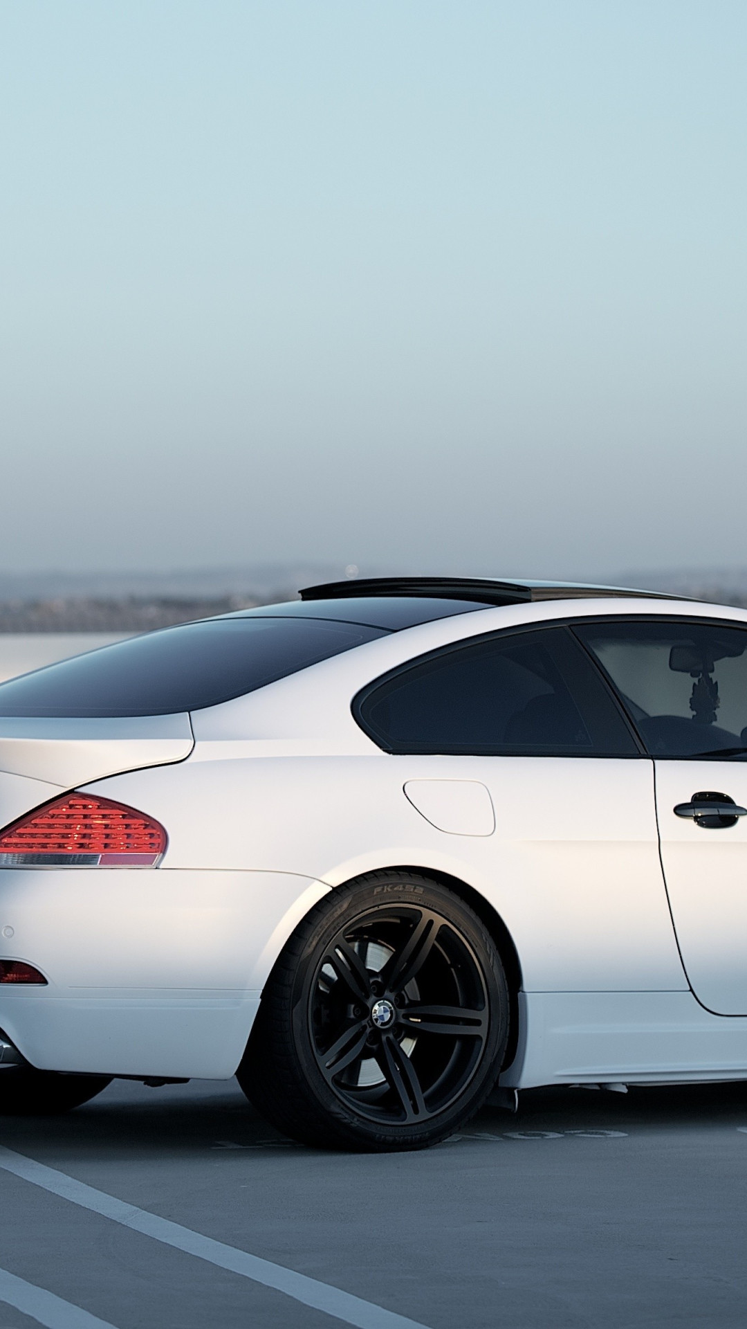 Bmw Iphone Wallpapers - Bmw E63 Black Wheels - HD Wallpaper 