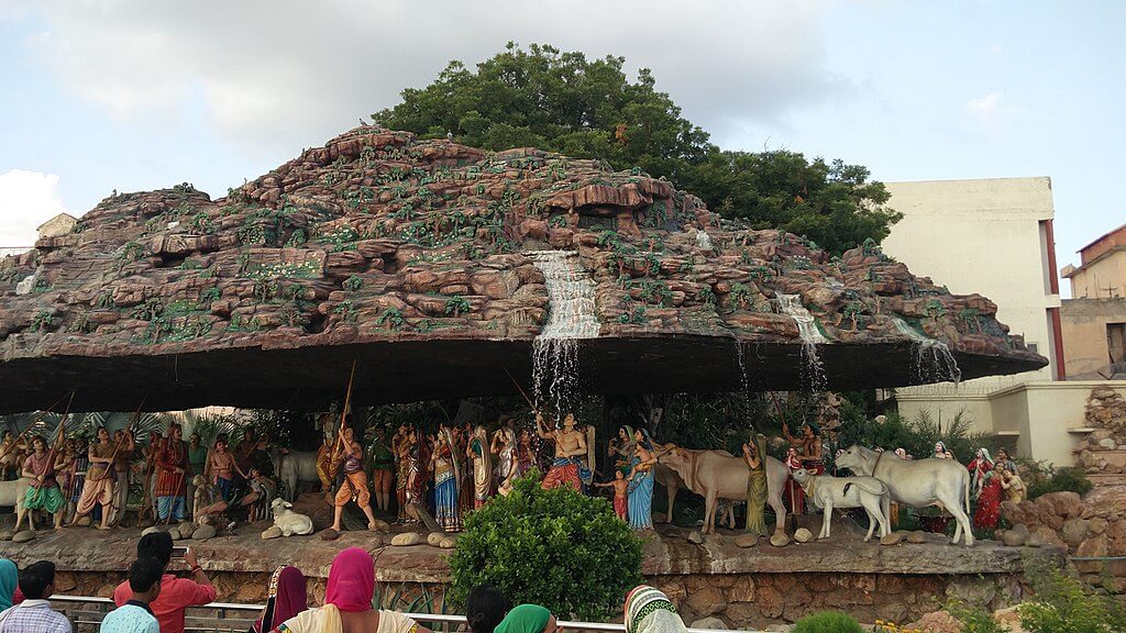 Govardhan Puja Story3452 - Mathura Sri Krishna Birth Place - HD Wallpaper 