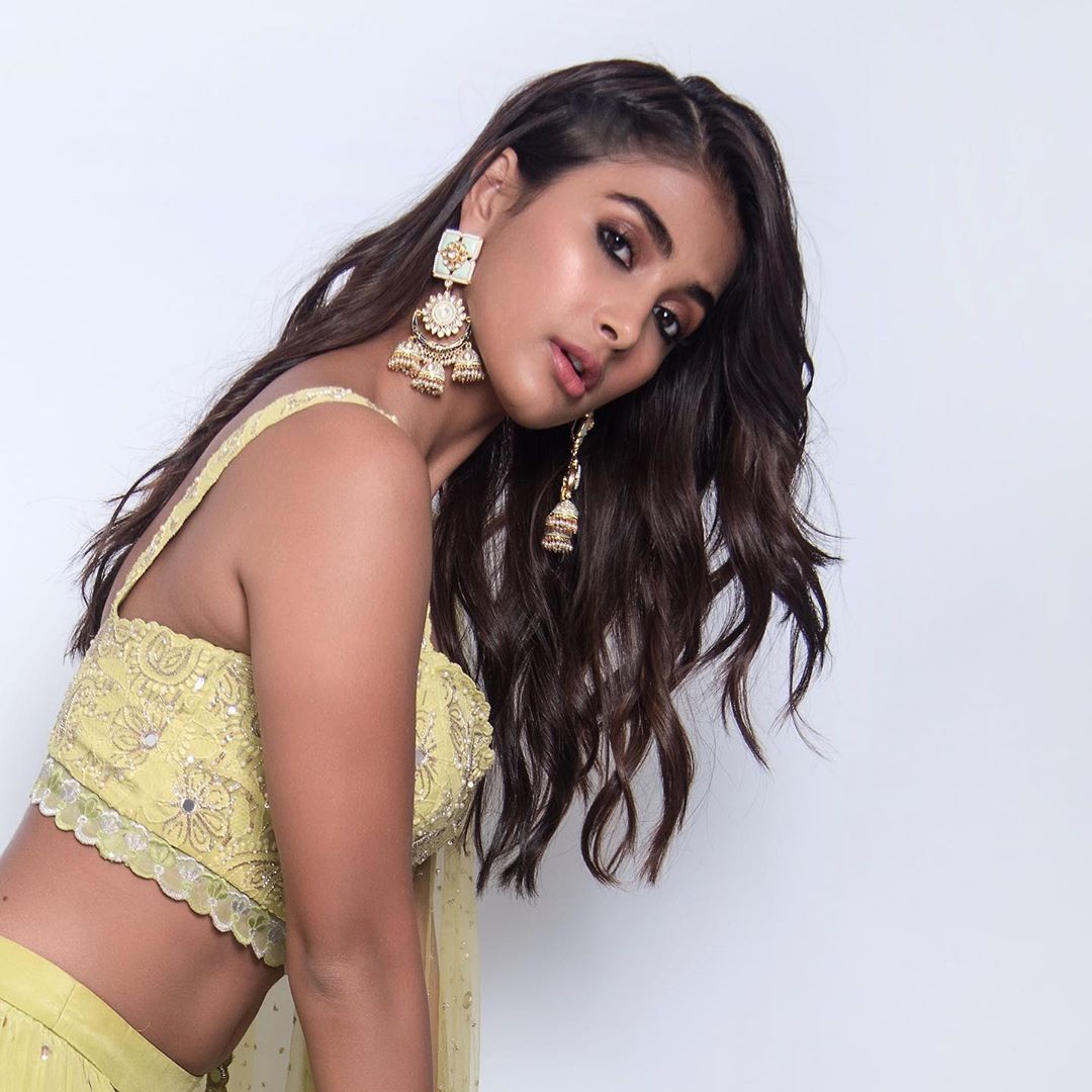 Pooja Hegde - Pooja Hegde Promotions In Housefull4 - HD Wallpaper 