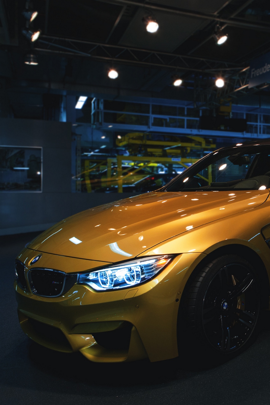 Bmw M4 Coupe Car Yellow - Bmw Mobile Wallpaper Hd - HD Wallpaper 