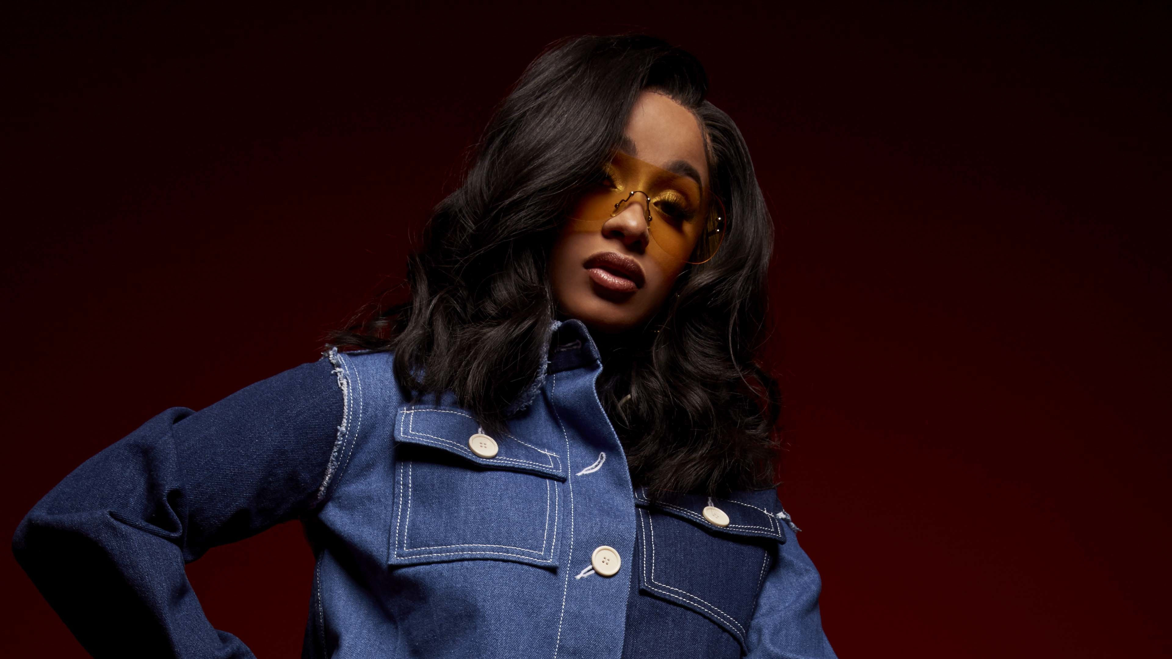 Cardi B Steve Madden - HD Wallpaper 