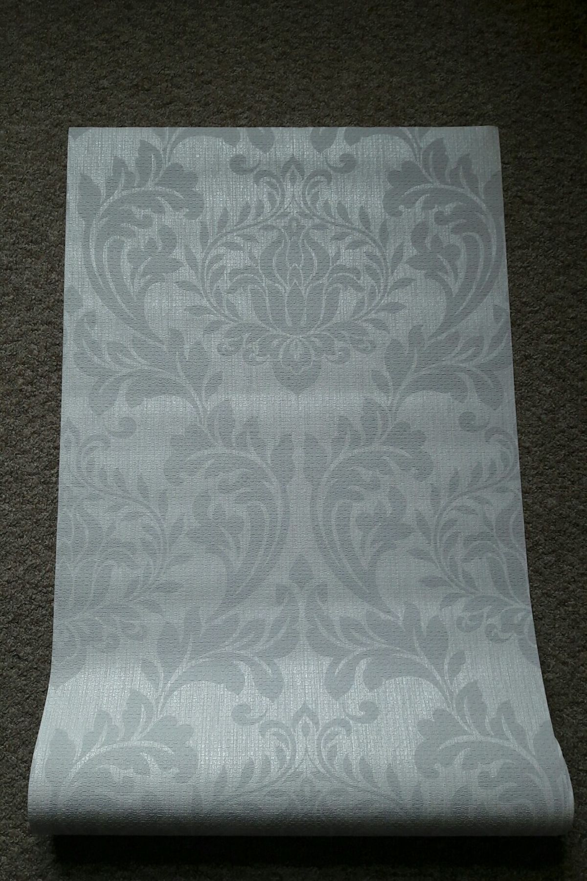 2 Full Rolls Of White/silver Textured Damask Wallpaper - Woven Fabric - HD Wallpaper 