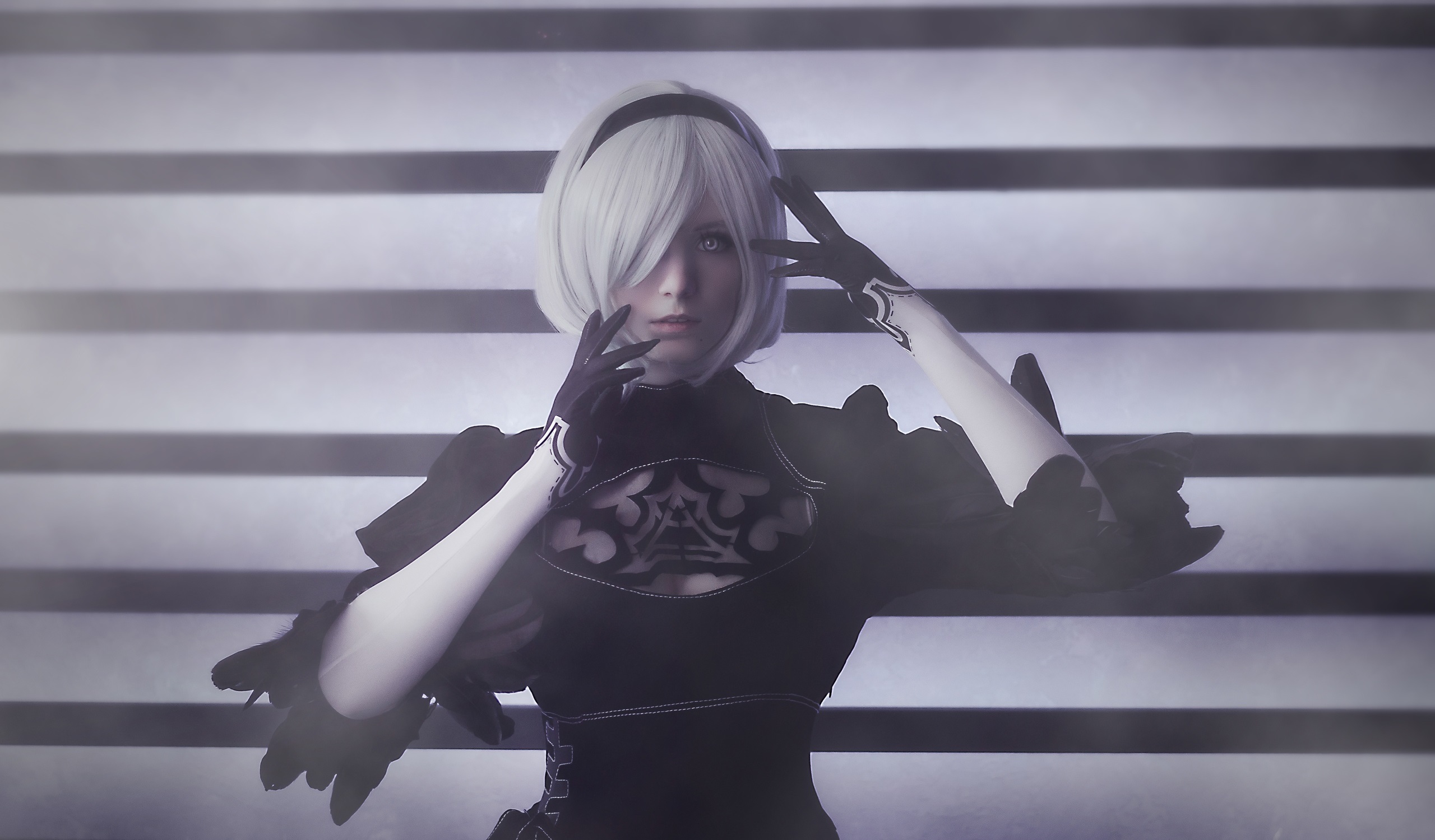 Black 2b Wallpaper 4k - HD Wallpaper 