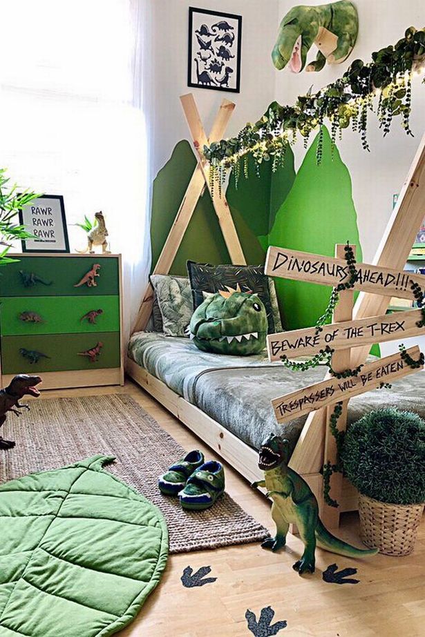 Stacey Jones Dinosaur Room - HD Wallpaper 