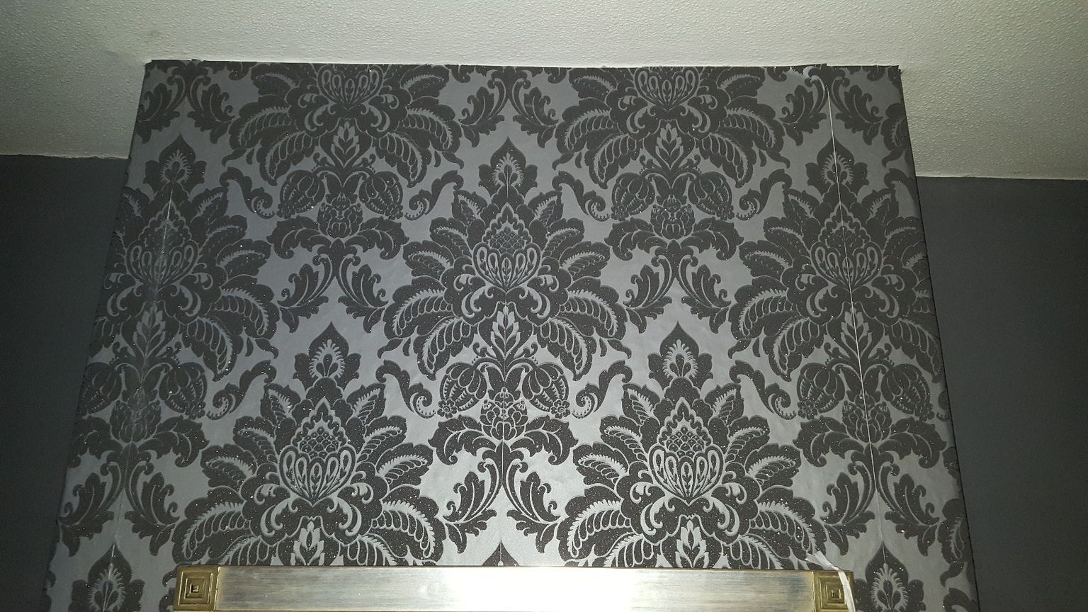 2 Left Over Grey Glitter Wallpaper £15 Each In Wilkos - Paisley - HD Wallpaper 