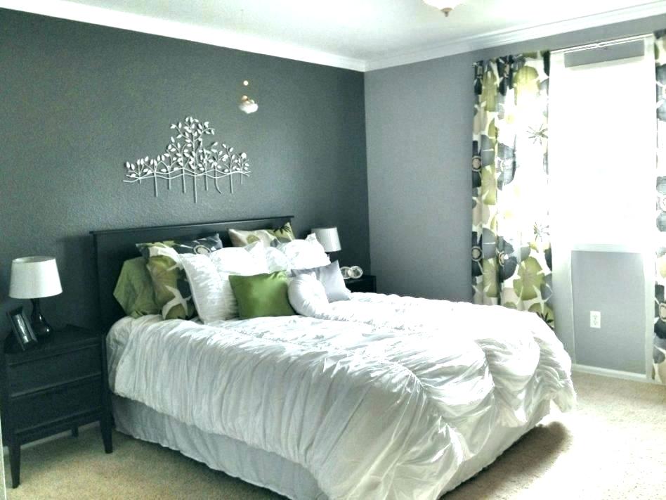 Small Space Small Master Bedroom Design - HD Wallpaper 