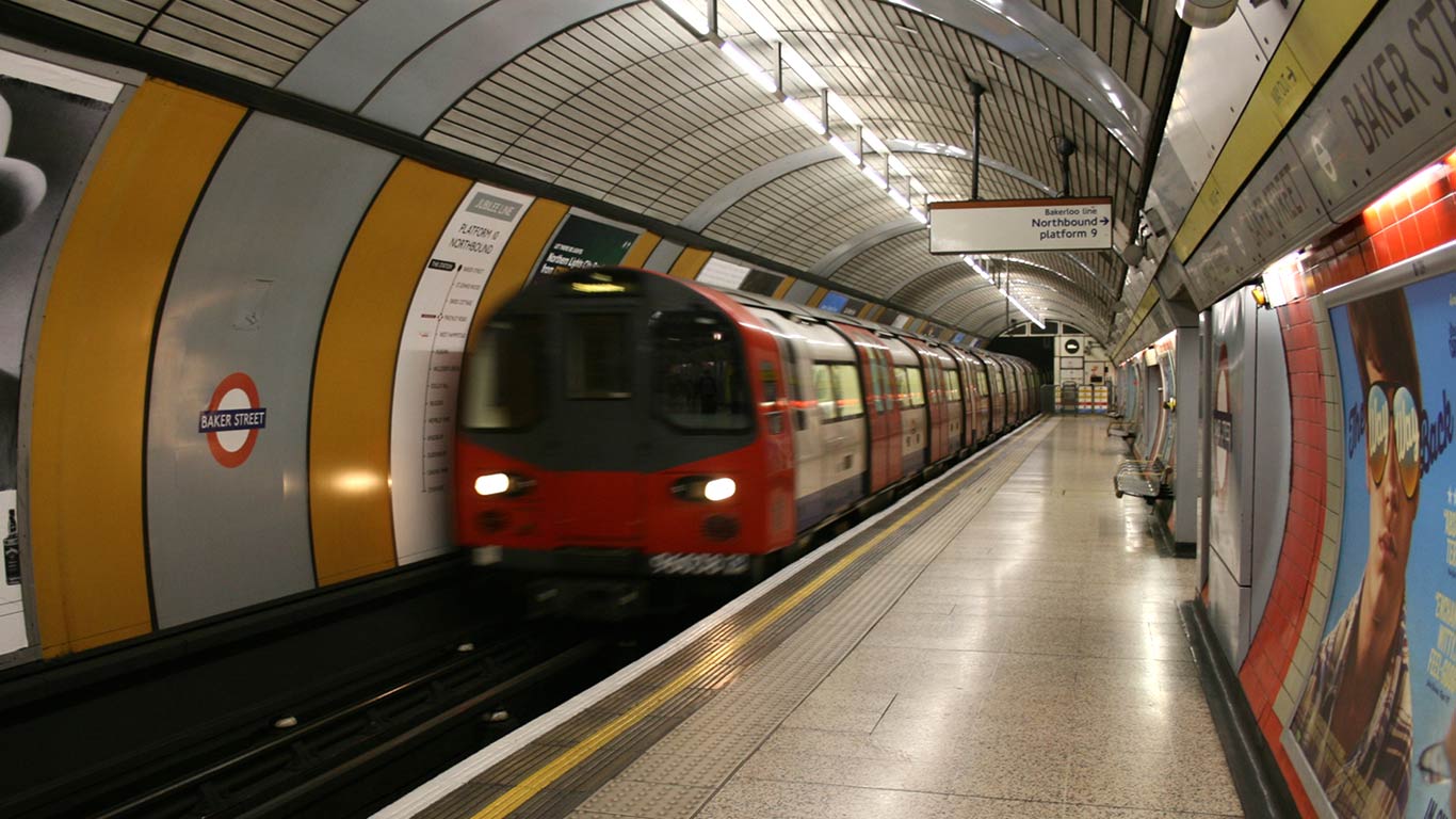 London Underground Wallpapers High Resolution - HD Wallpaper 