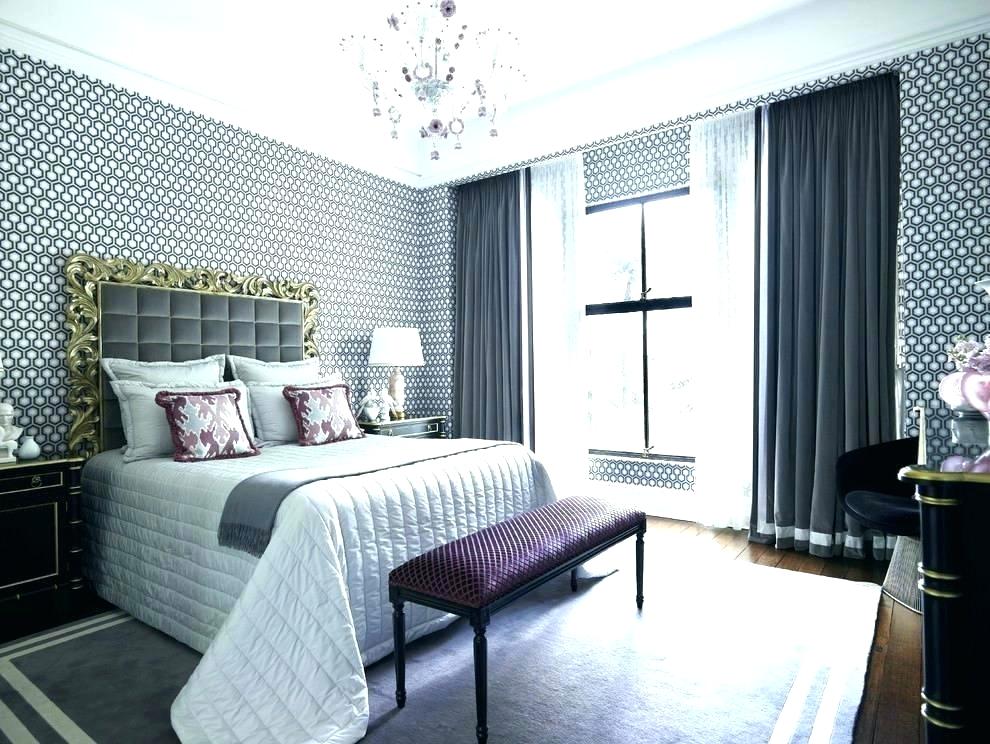 Wallpaper In Bedroom On One Wall Modern R For Bedroom - Master Bedroom Sheer Curtains - HD Wallpaper 