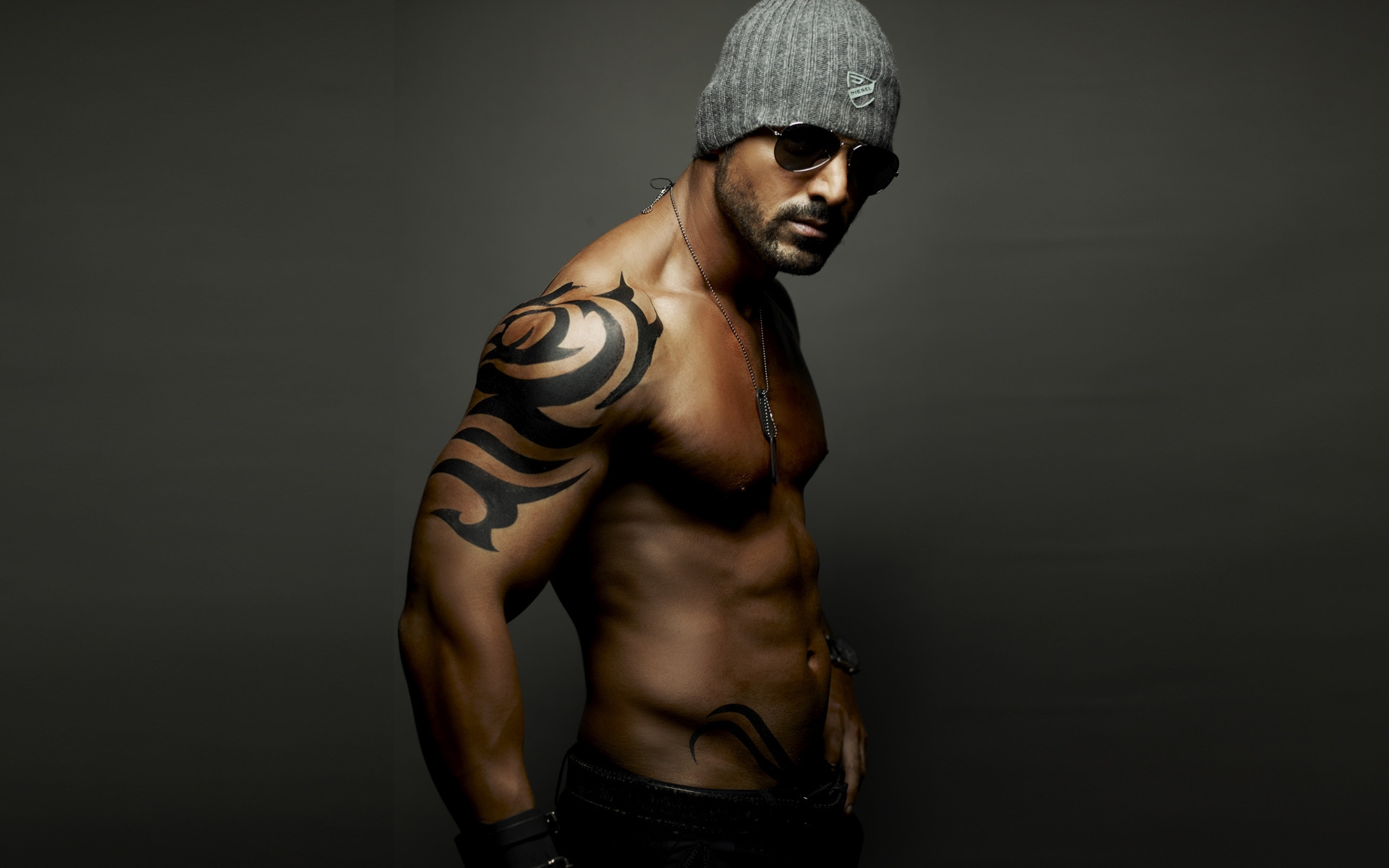 John Abraham Tattoos - HD Wallpaper 