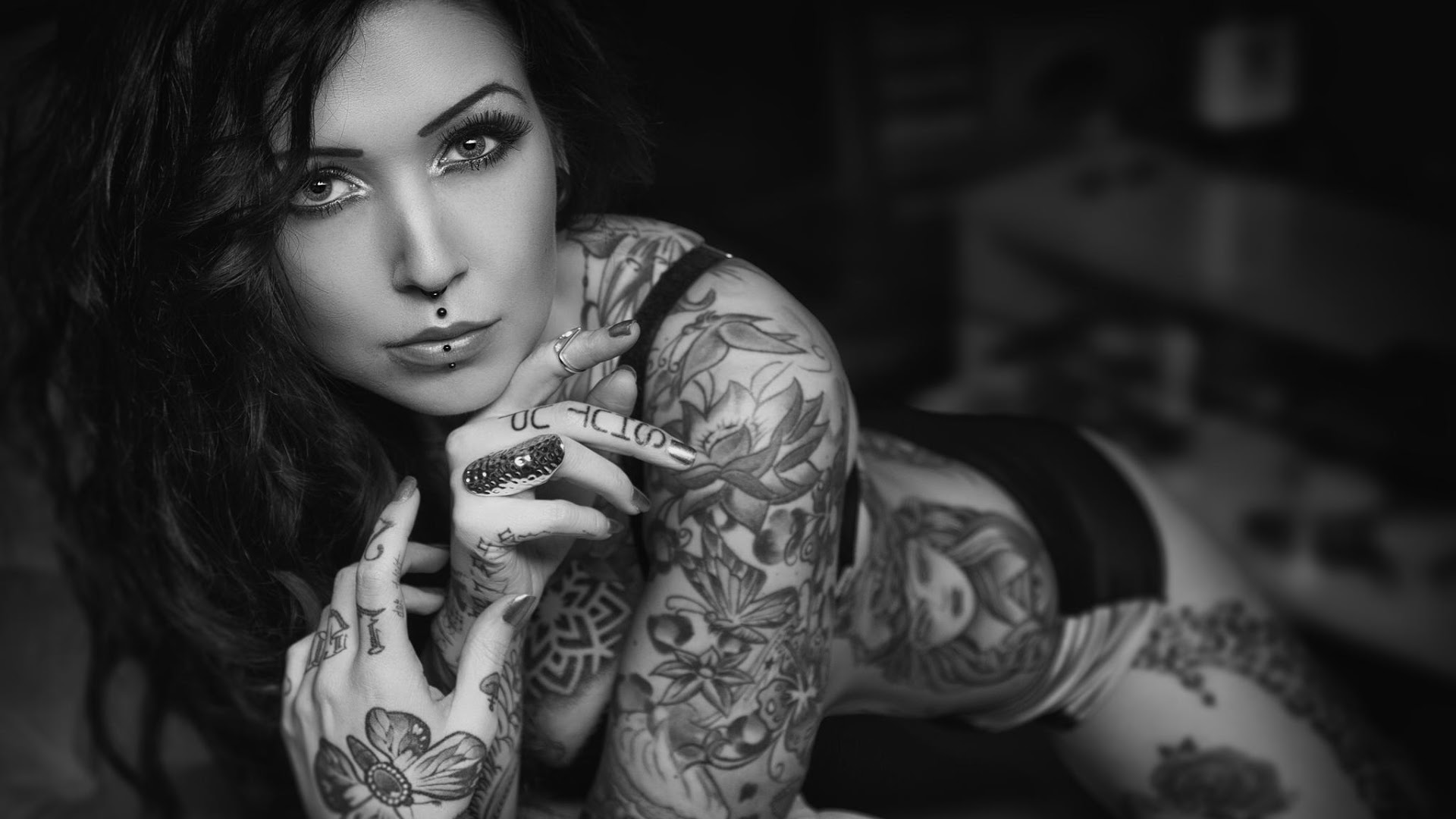 Tattoo Girl Wallpaper Hd - HD Wallpaper 