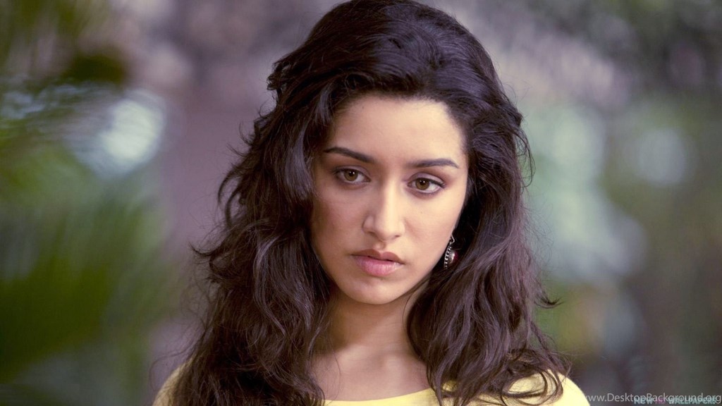 Shraddha Kapoor Hd Wallpapers, Hot & Sexy Hq Photos - Sad Shraddha Kapoor Hd - HD Wallpaper 