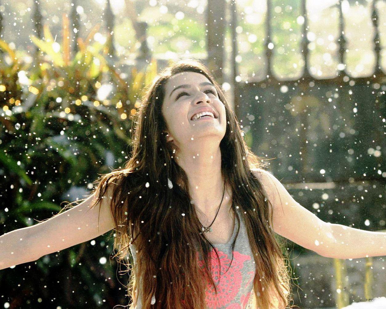 Bollywood Actress Shraddha Kapoor Hd Wallpapers Archives - Shradha Kapoor Image Hd - HD Wallpaper 