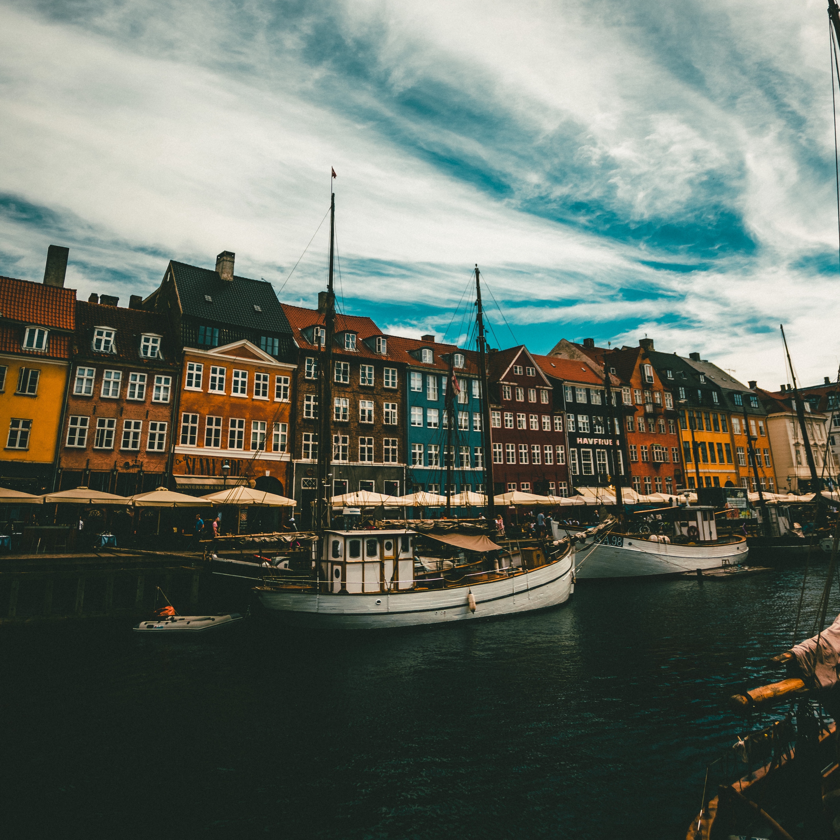 Wallpaper Boats, Buildings, Sea, Copenhagen, Denmark - Copenhagen Wallpaper Iphone - HD Wallpaper 