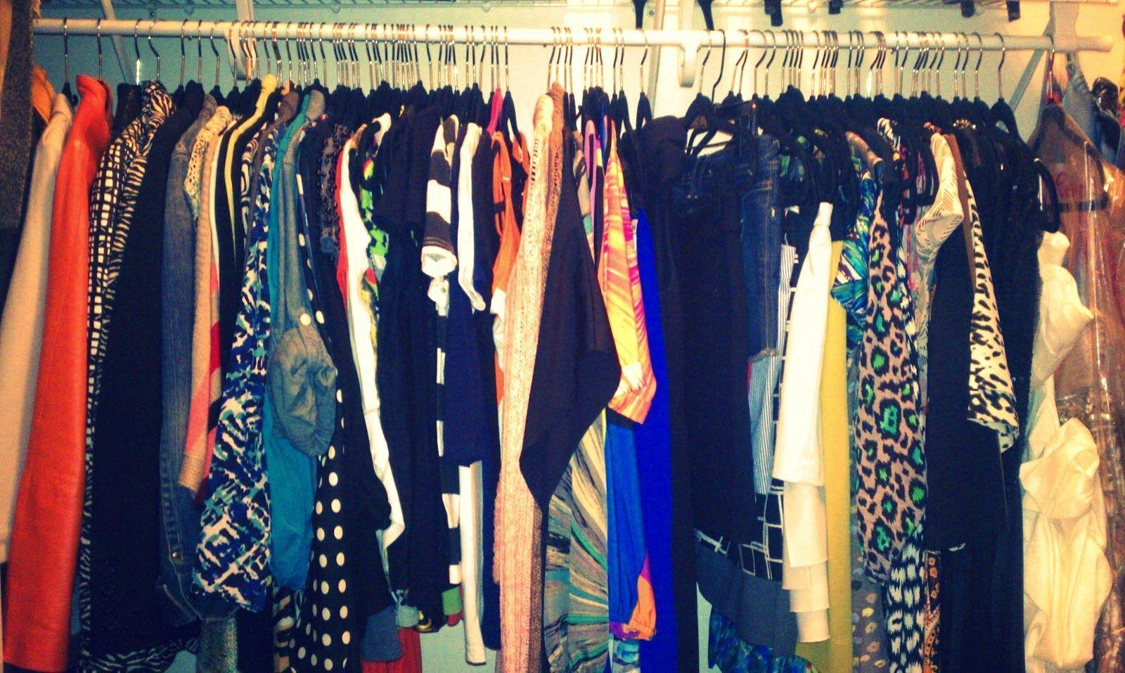 Clothes Wallpaper Picserio - Wardrobes Full Of Clothes - HD Wallpaper 