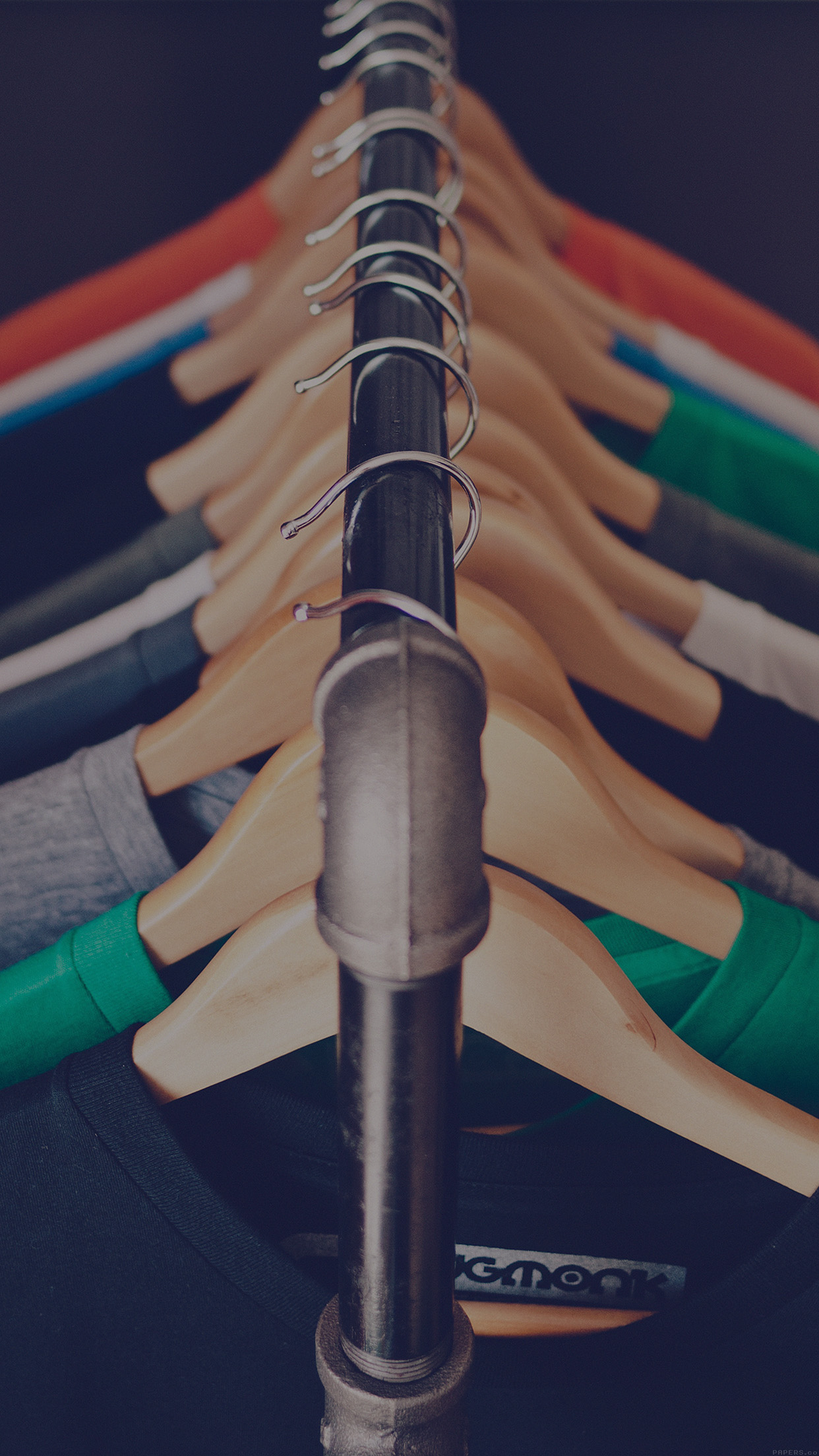 Clothes Wallpaper Iphone - HD Wallpaper 