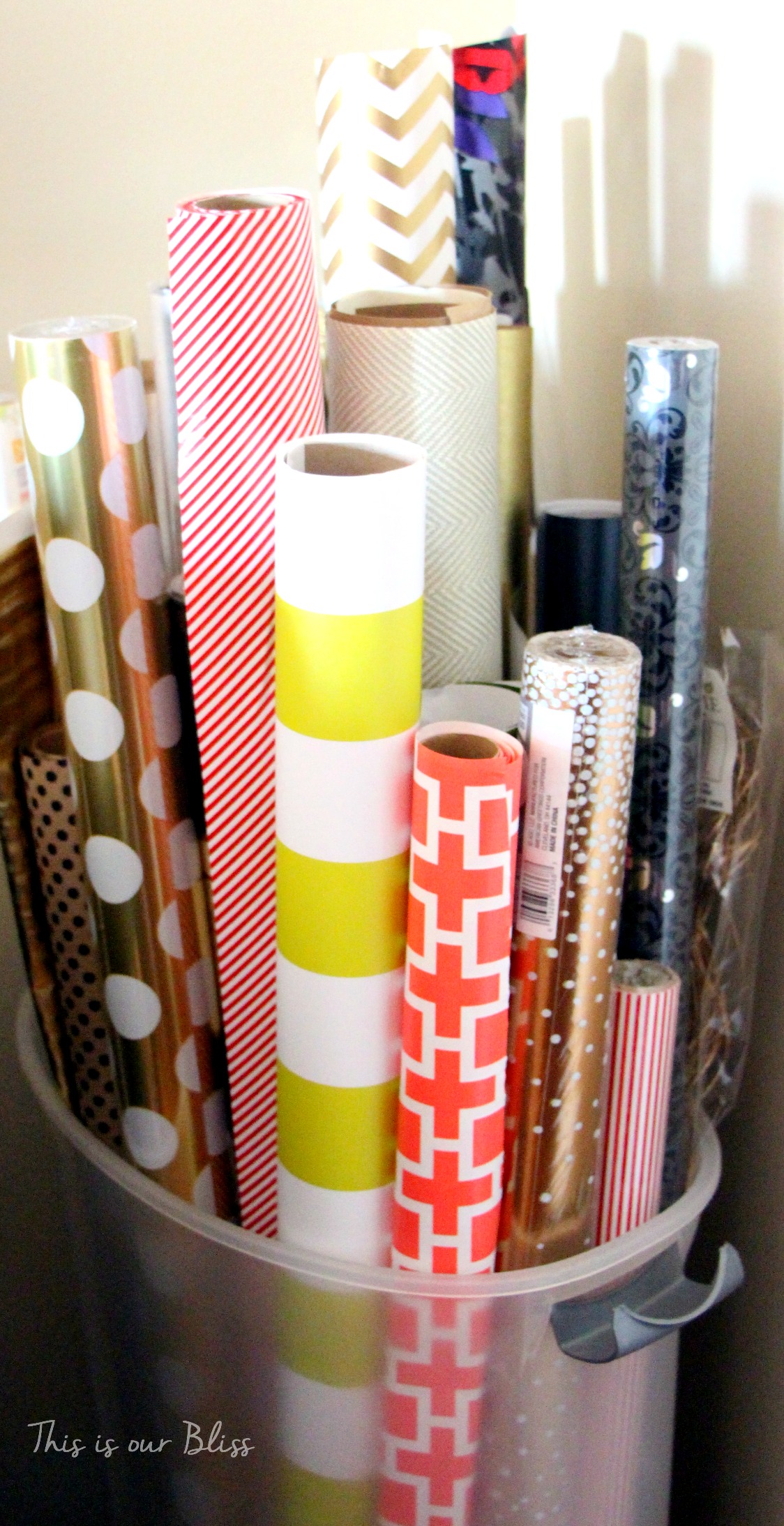 Wrapping Paper Supply Storage - Paper - HD Wallpaper 