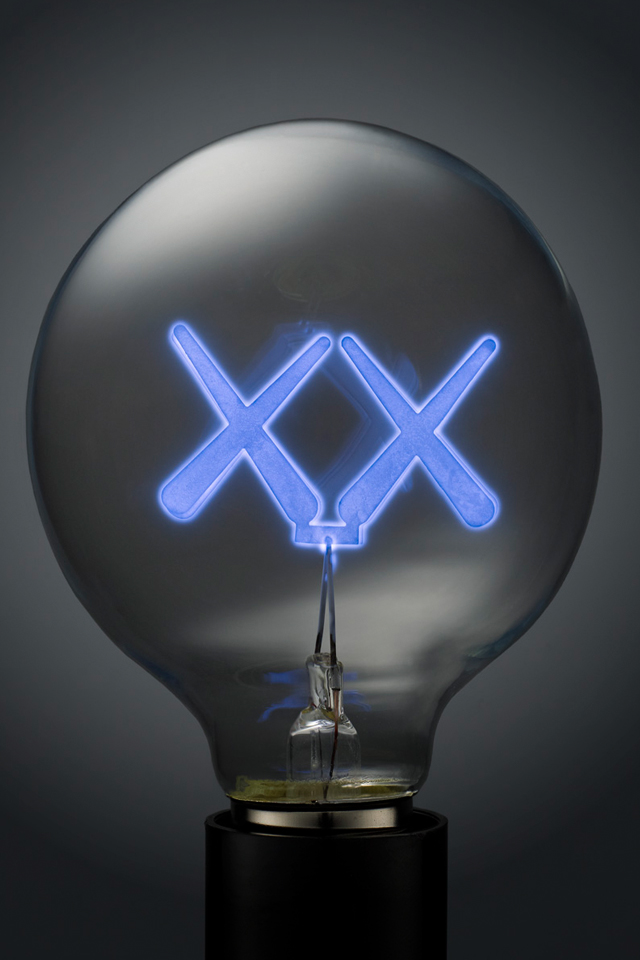 Kaws Bulbs - HD Wallpaper 